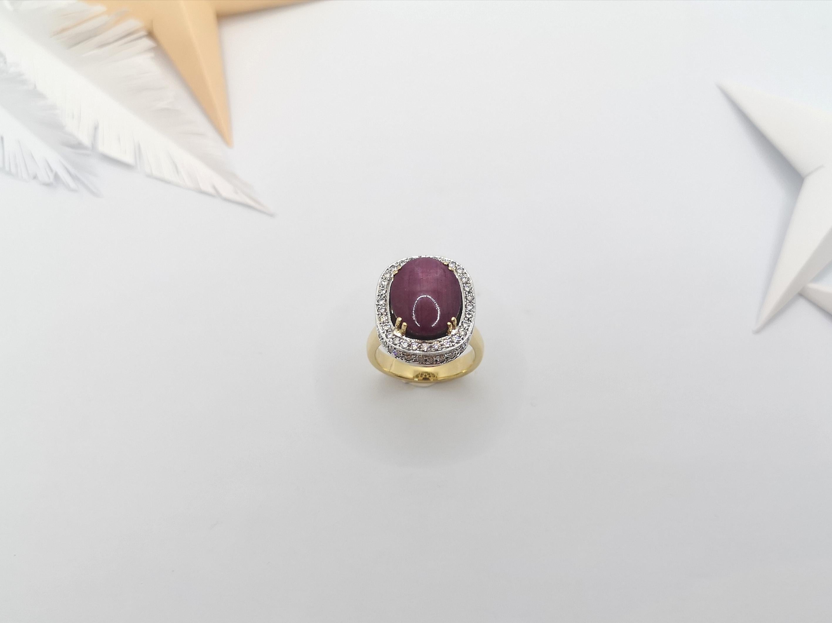 Star Ruby with Diamond Ring Set in 18 Karat Gold Settings For Sale 3