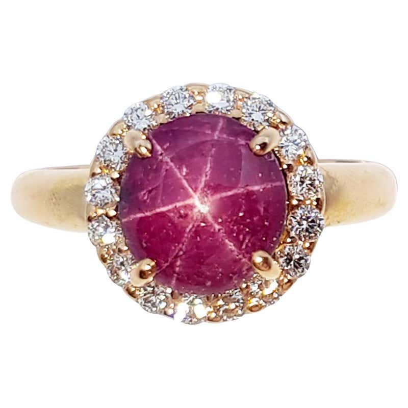 18 Karat Yellow Gold Star Ruby and Diamond Ring For Sale at 1stDibs