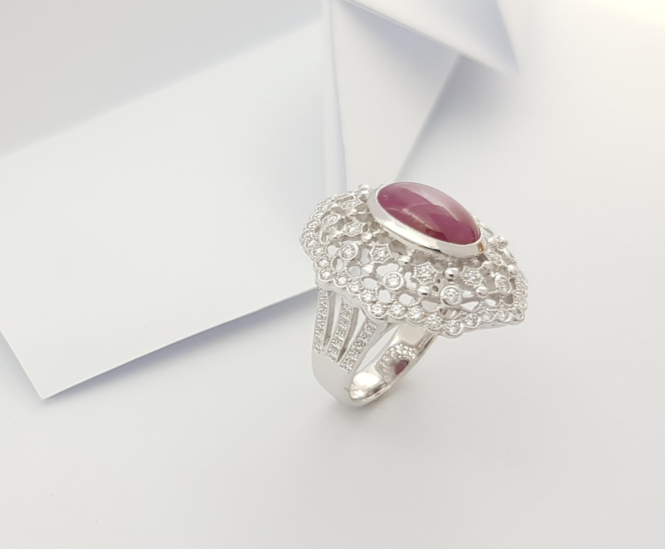 Stern-Rubin-Ring mit Diamant in 18 Karat Weißgold gefasst im Angebot 8