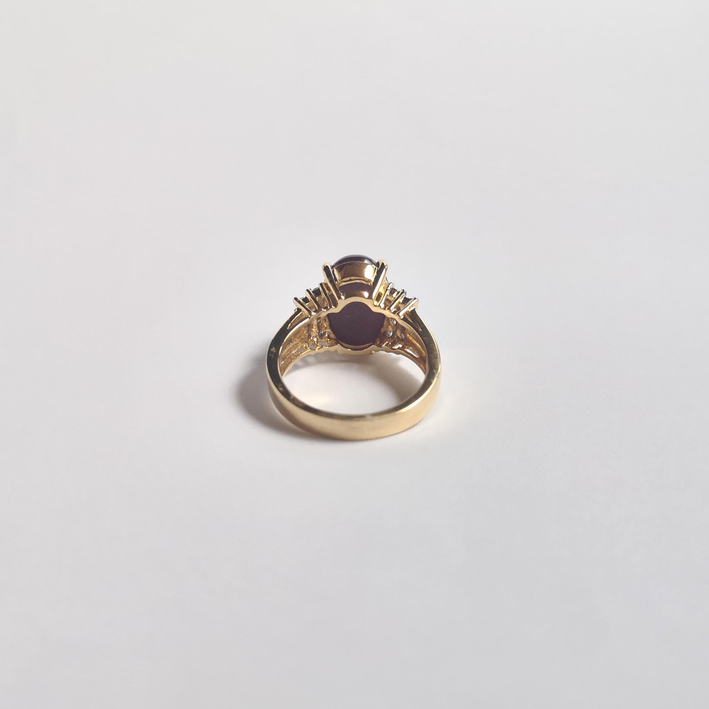 Anillo Estrella de Rubí con Diamante engastado en Oro de 18K en venta 4