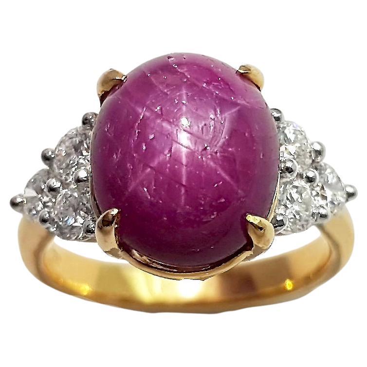 Anillo Estrella de Rubí con Diamante engastado en Oro de 18K