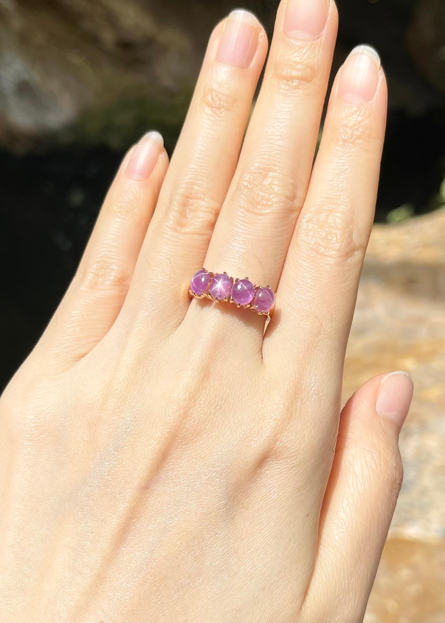 Anillo de Rubí Estrella de 3,51 quilates con Diamante de 0,03 quilates engastado en Oro Rosa de 18 quilates

Anchura:  1.8 cm 
Longitud: 0.5 cm
Tamaño del anillo: 53
Peso total: 4.83 gramos

