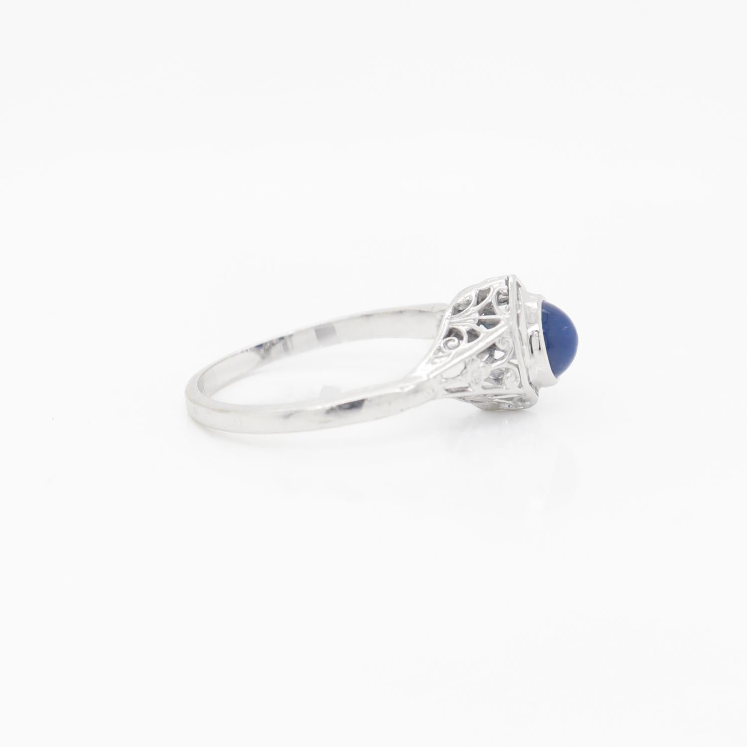 Star Sapphire Cabochon & 14K White Gold Art Deco Style Filigree Ring For Sale 6