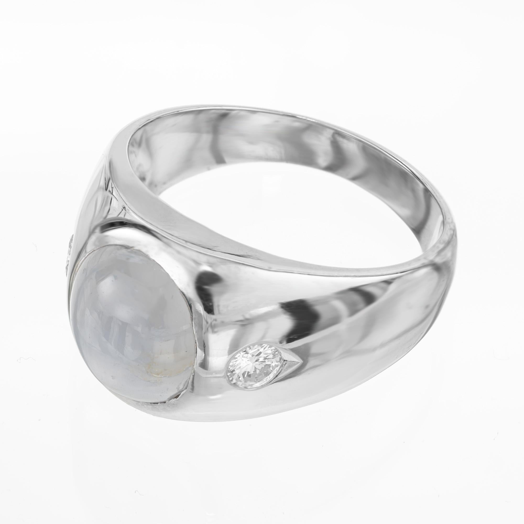 GIA 5.00 Cabochon Star Sapphire Diamond Bague trois pierres pour homme en or blanc Pour femmes en vente