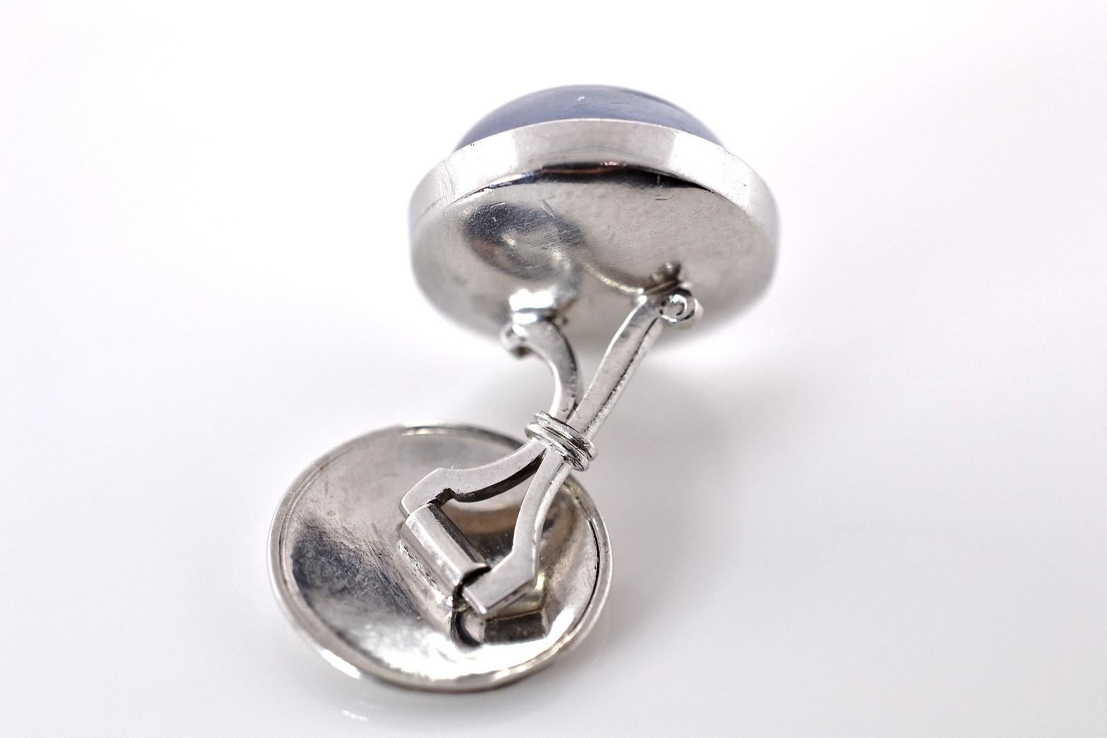 Star Sapphires Platinum Cuff Links In Good Condition For Sale In Beverly Hills, CA