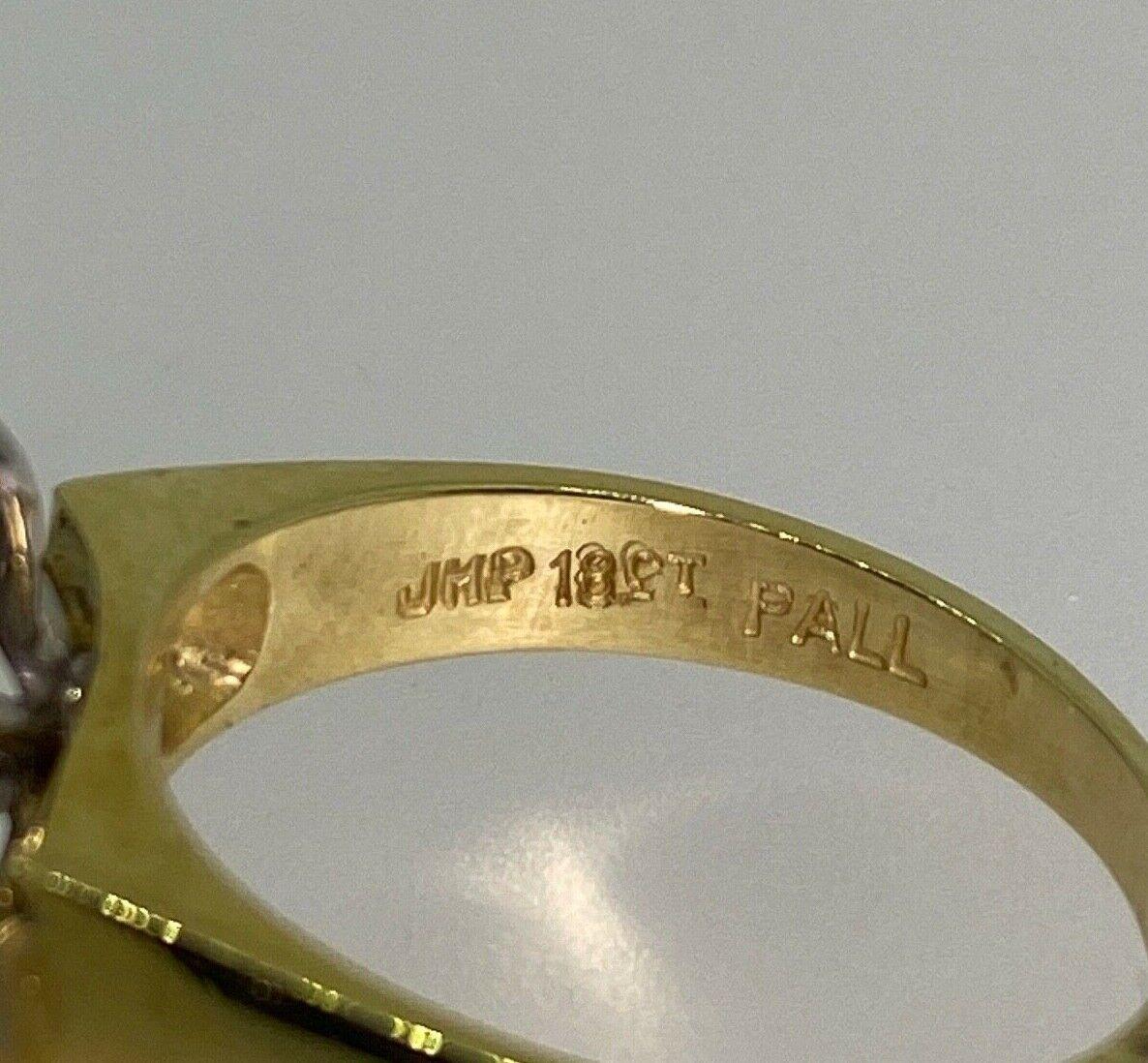 Star-förmiger Diamant (0,35 Karat insgesamt) Cocktail-Ring aus 18 Karat 18 Karat 750 Gelbgold. im Angebot 3