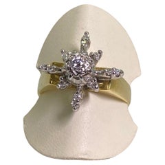 Anello da cocktail con diamante a forma di stella (0,35 carati in totale) in oro giallo 18K 750.