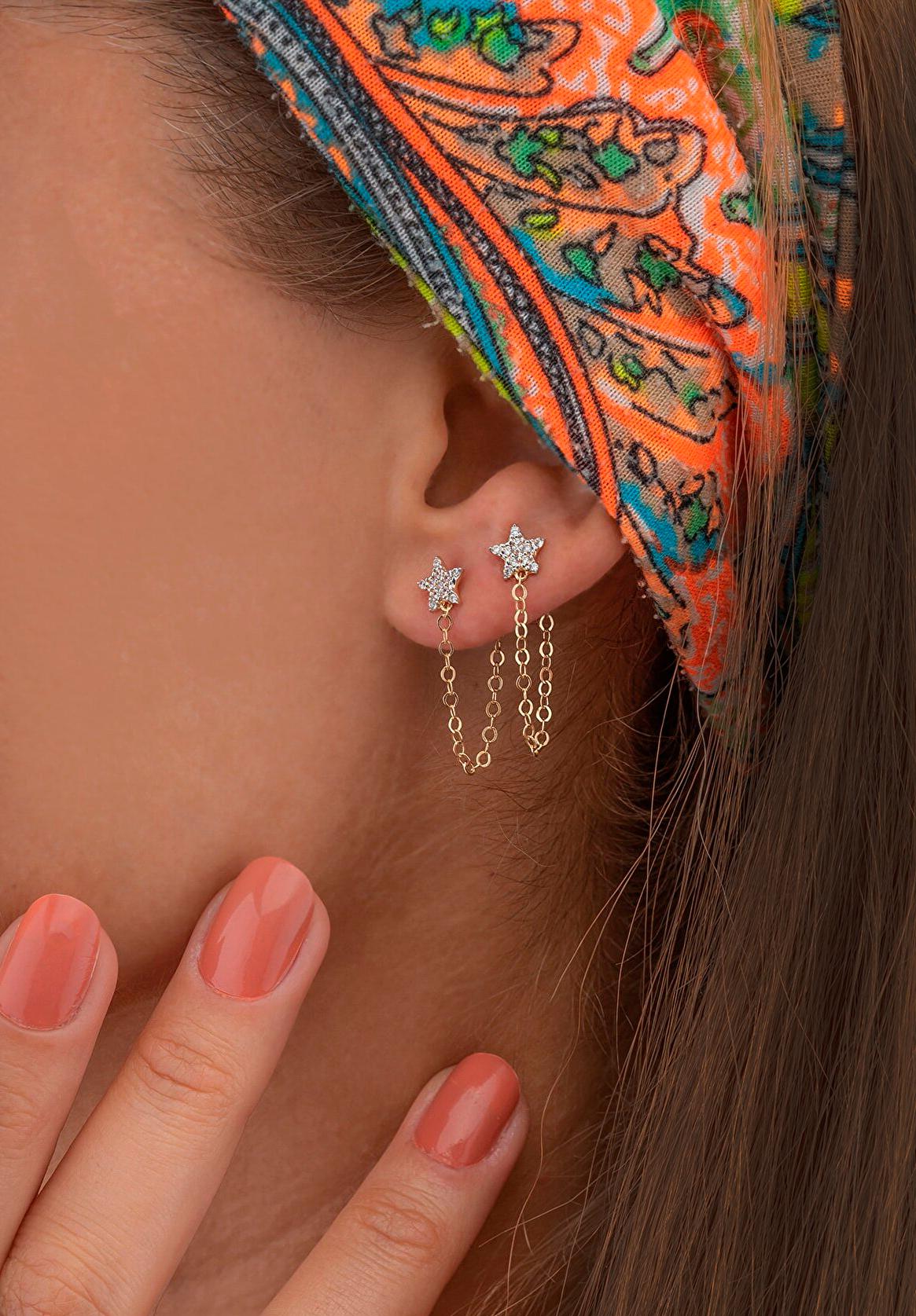 Modern Star Shaped Earrings Studs with 14k Gold Chain, Dainty Star Chain Earrings