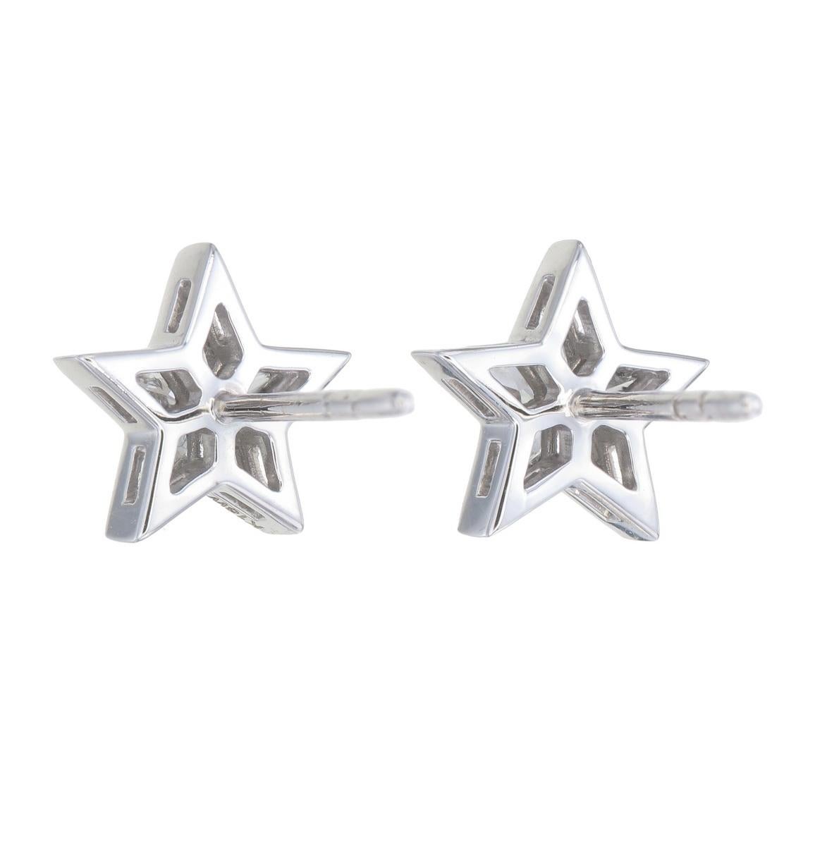 Star shaped Pie cut diamond Bezel set earrings  In New Condition For Sale In Bangkok, TH