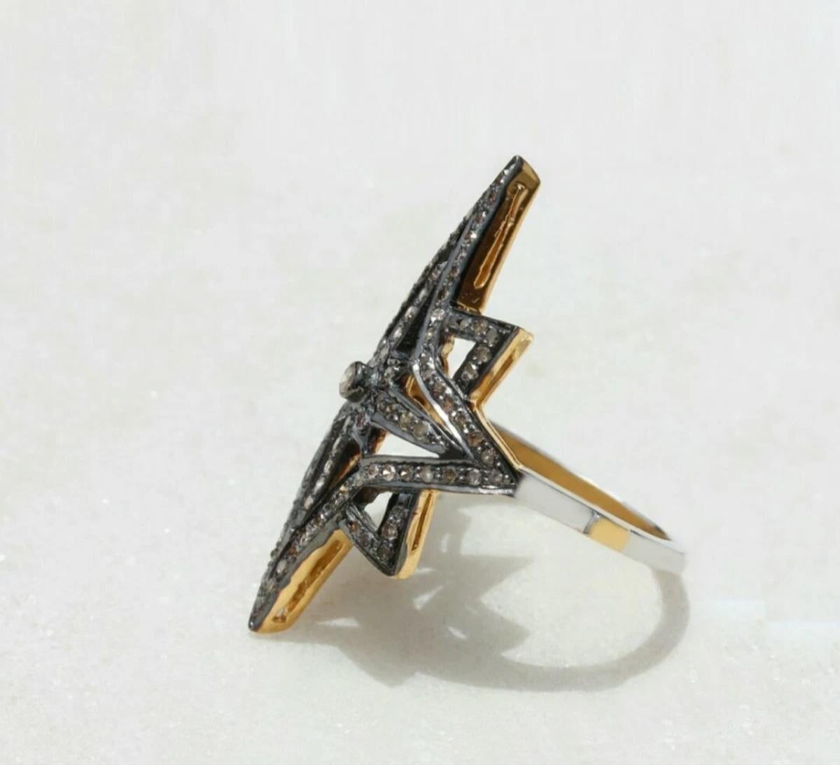 Anello a forma di stella Anello in argento 925 con pavé di diamanti Anello di design Regalo casuale in vendita 1