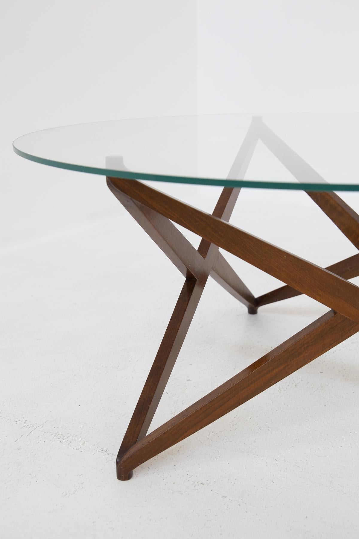 Star Shaped Wood and Glass Coffee Table by Angelo Ostuni In Good Condition For Sale In Milano, IT