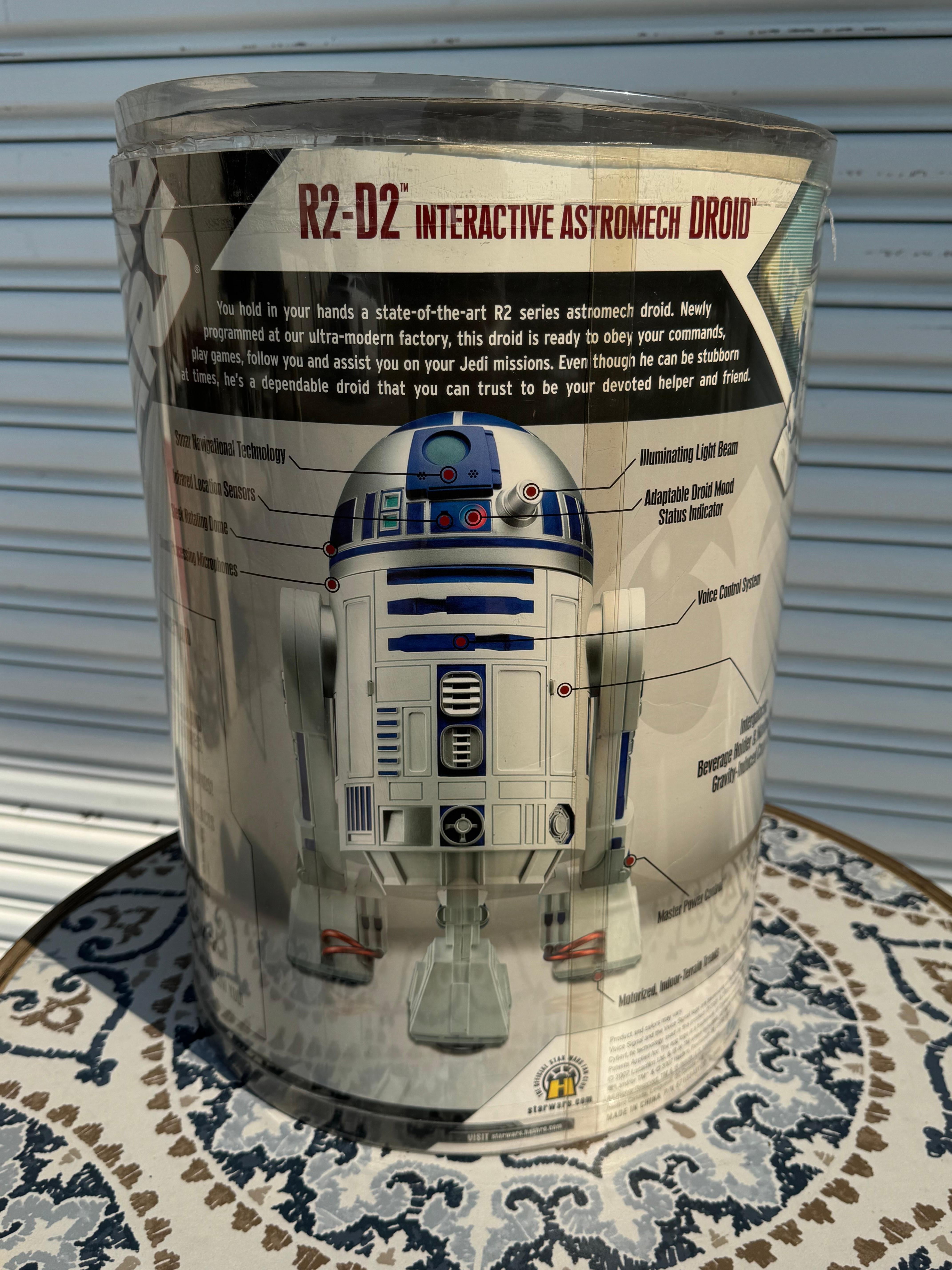 20th Century Star Wars R2D2 Voice Activated Toy Robot For Sale