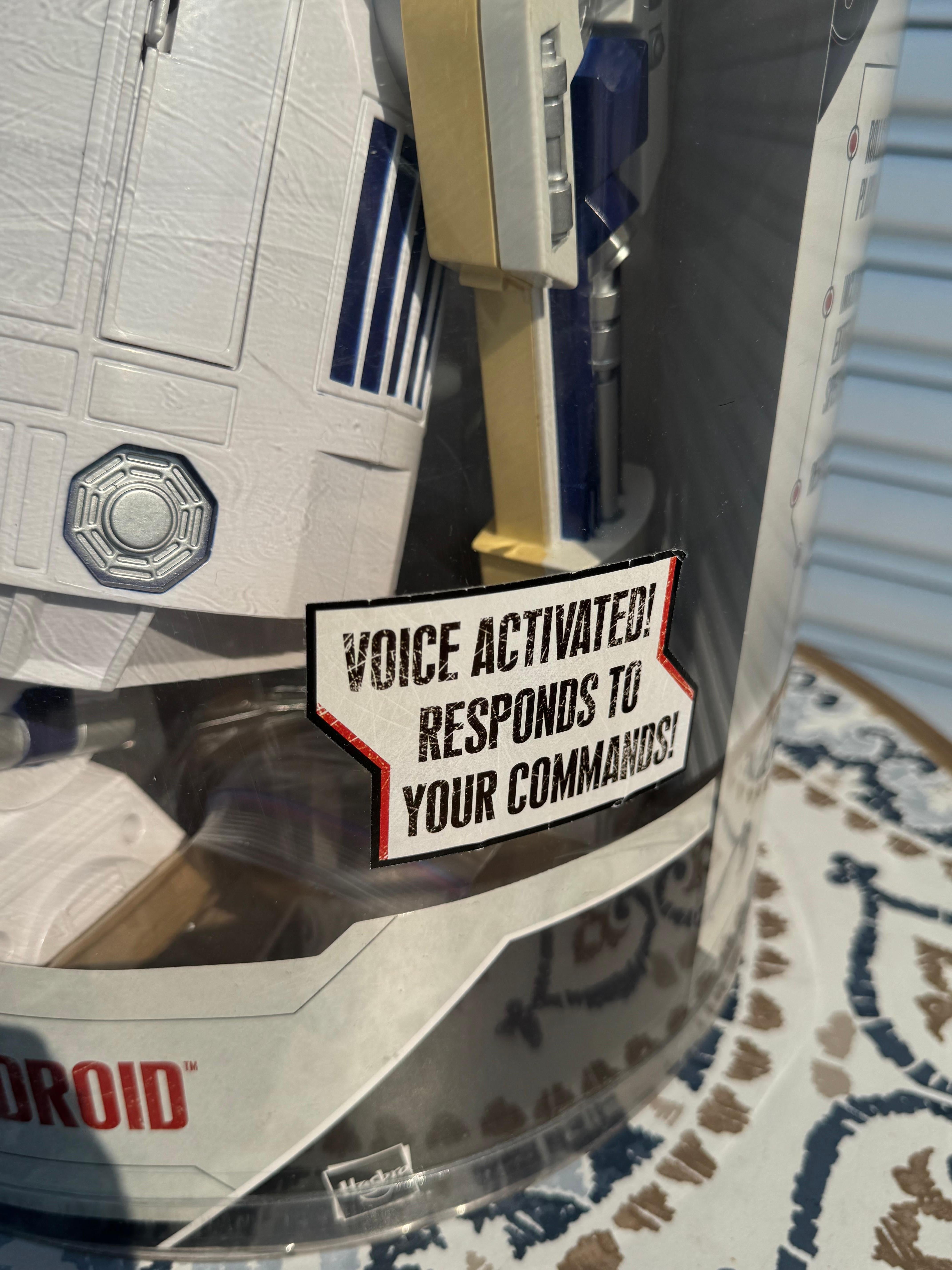 Star Wars R2D2 Voice Activated Toy Robot For Sale 2