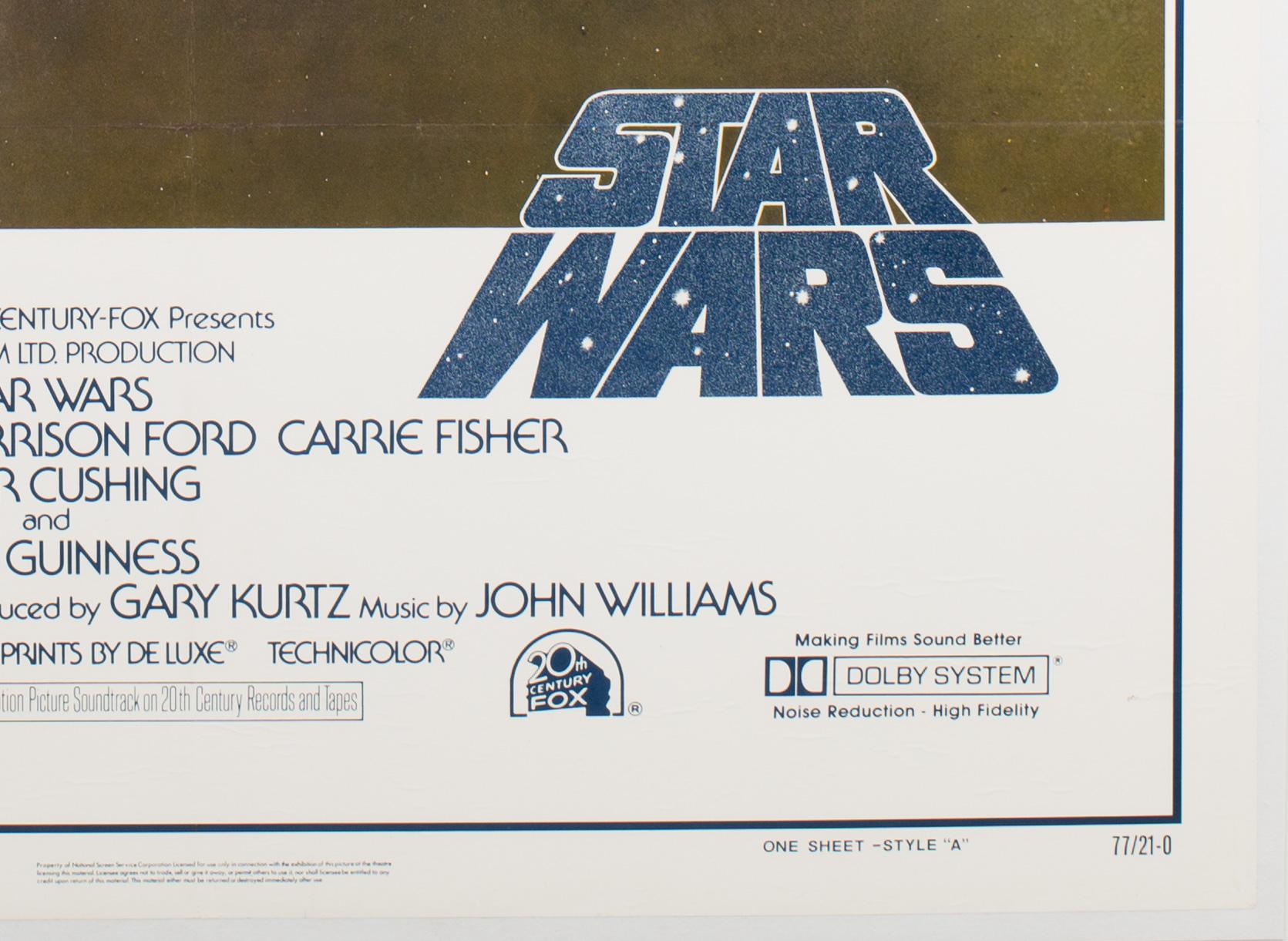 Der fantastische und sehr sammelwürdige 1. Druck des Star Wars US 1 Sheet Style A Posters! Das ikonische Kunstwerk von Tom Jung.

Aufgrund der großen Popularität des Films gab es 1977 vier verschiedene Drucke dieses Einblattplakats im Stil A