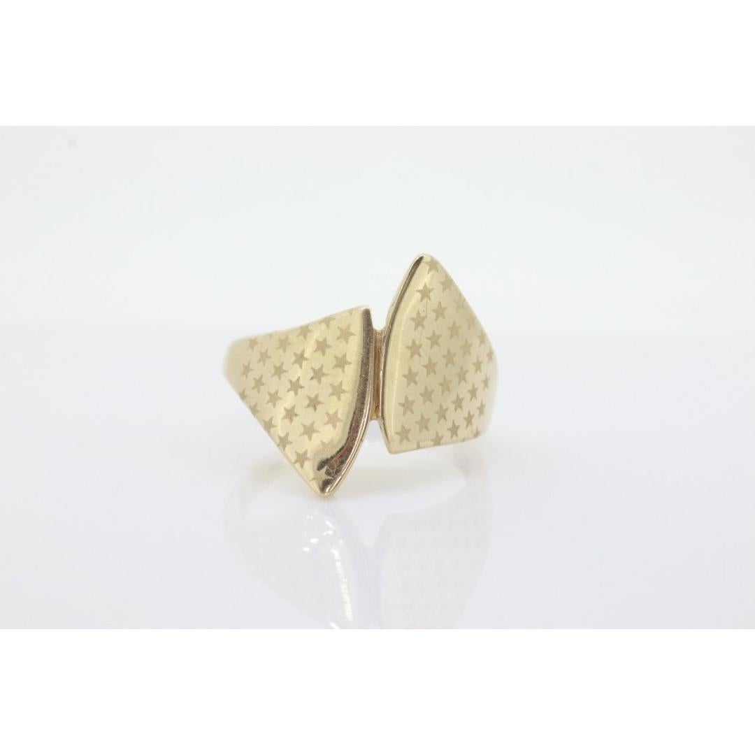 STAR Wide Dome 10k Yellow Gold Band. 10k Etched Star Design bypass ring. Italy For Sale 4
