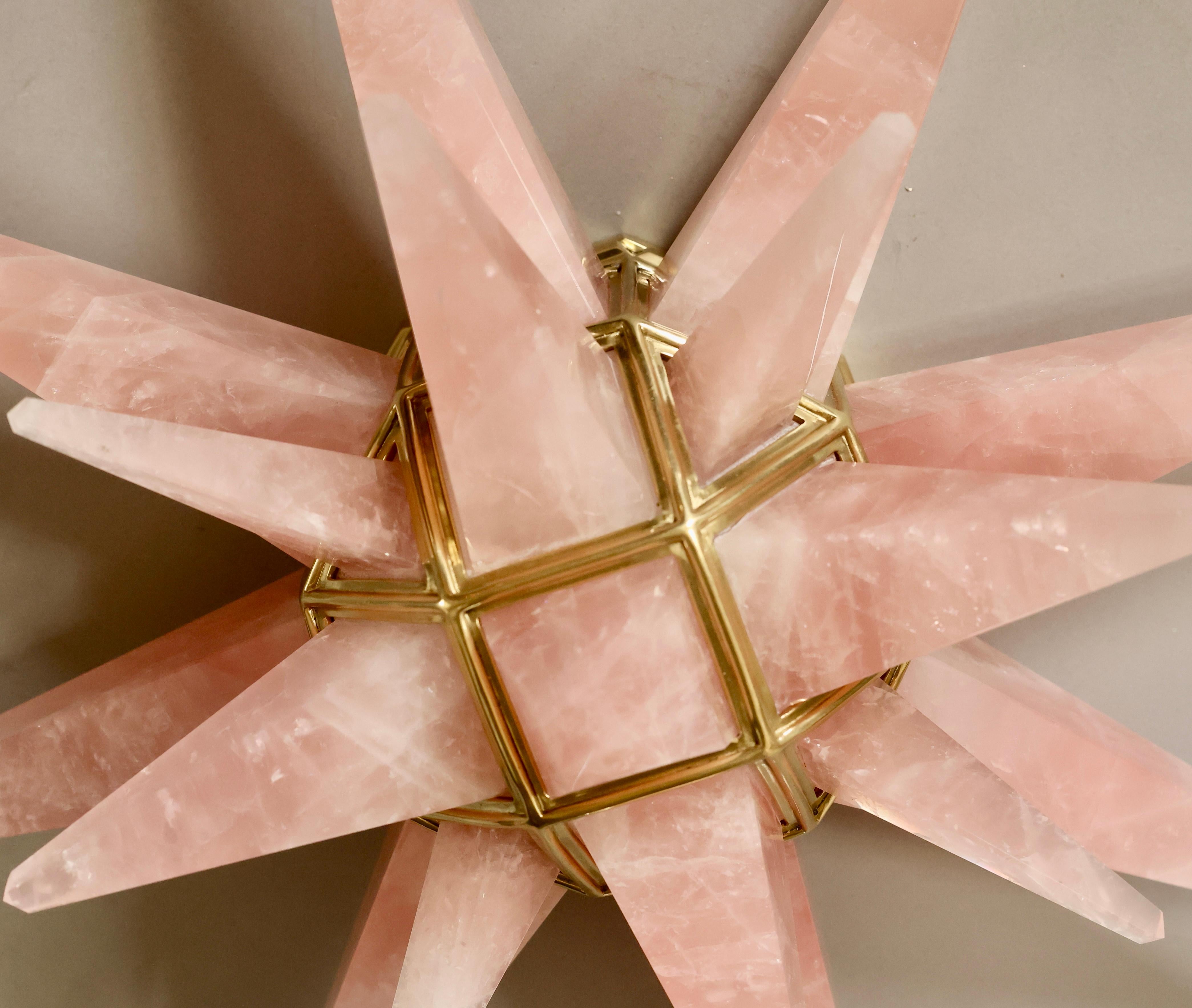XXIe siècle et contemporain Star18 Monture à fleur en cristal de roche rose Par Phoenix en vente
