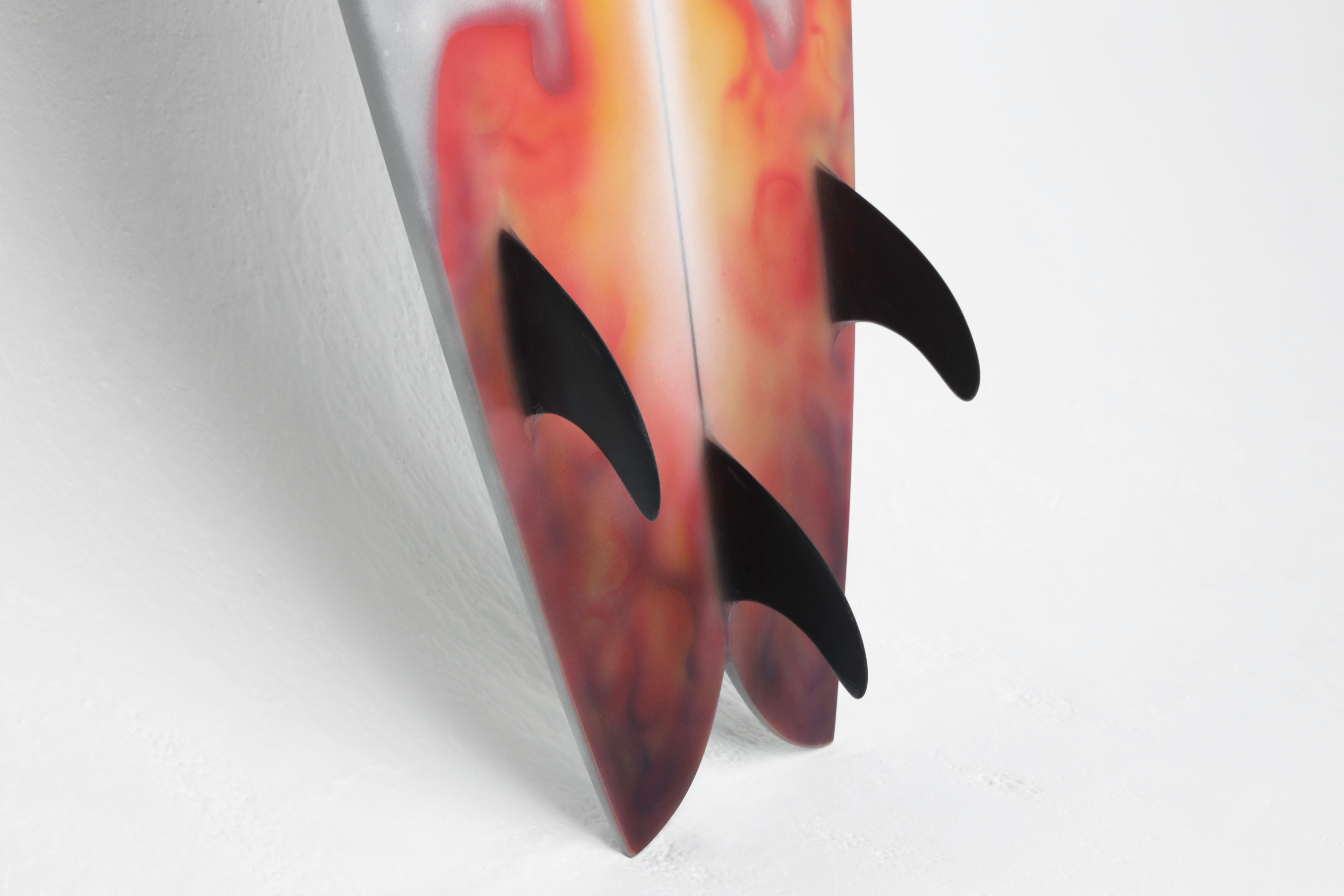 Peint à la main Planche de surf StarBoard en édition limitée de Christopher Kreiling en vente