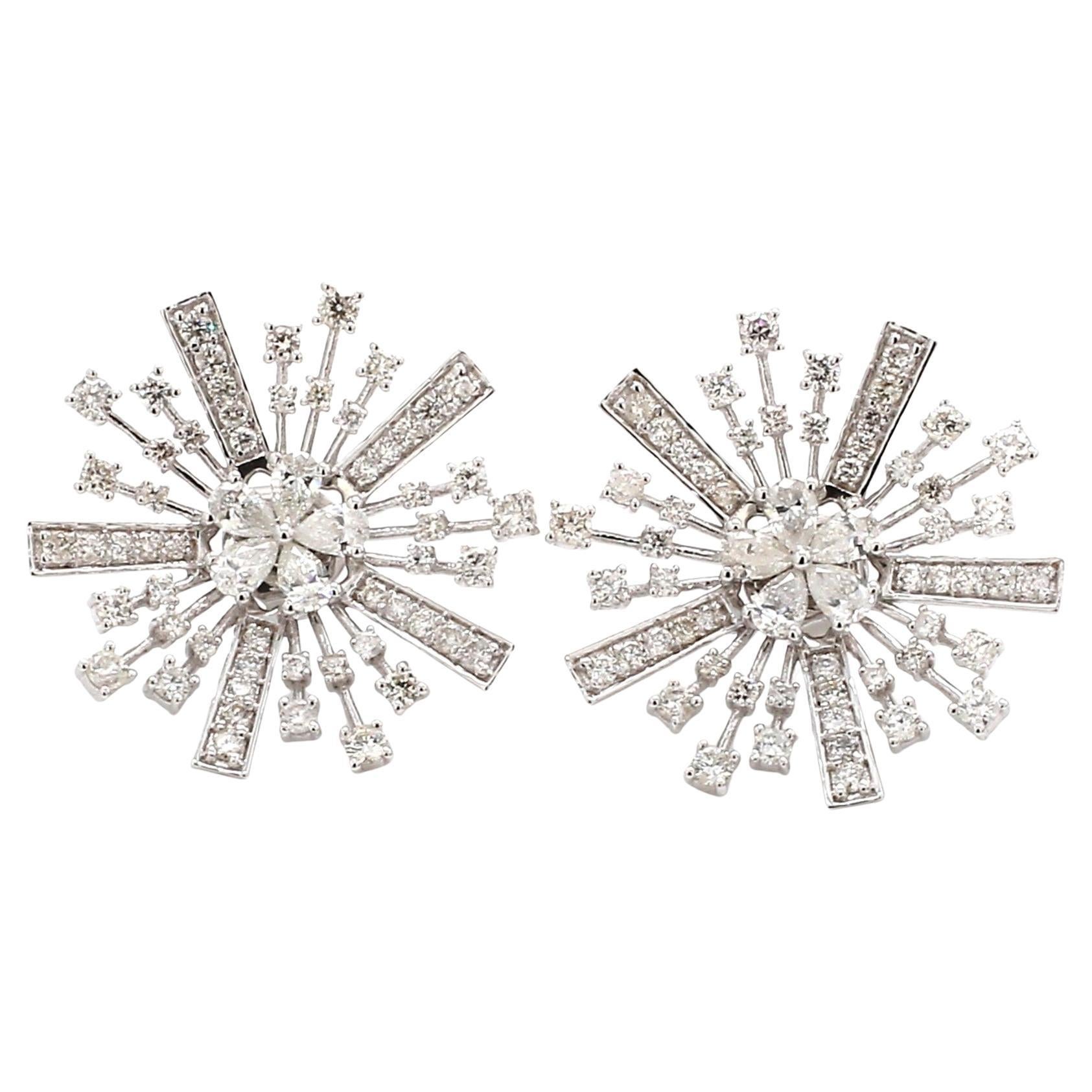 Starburst 2.70ct SI/H Diamond Stud Earrings in 18k Solid White Gold For Sale