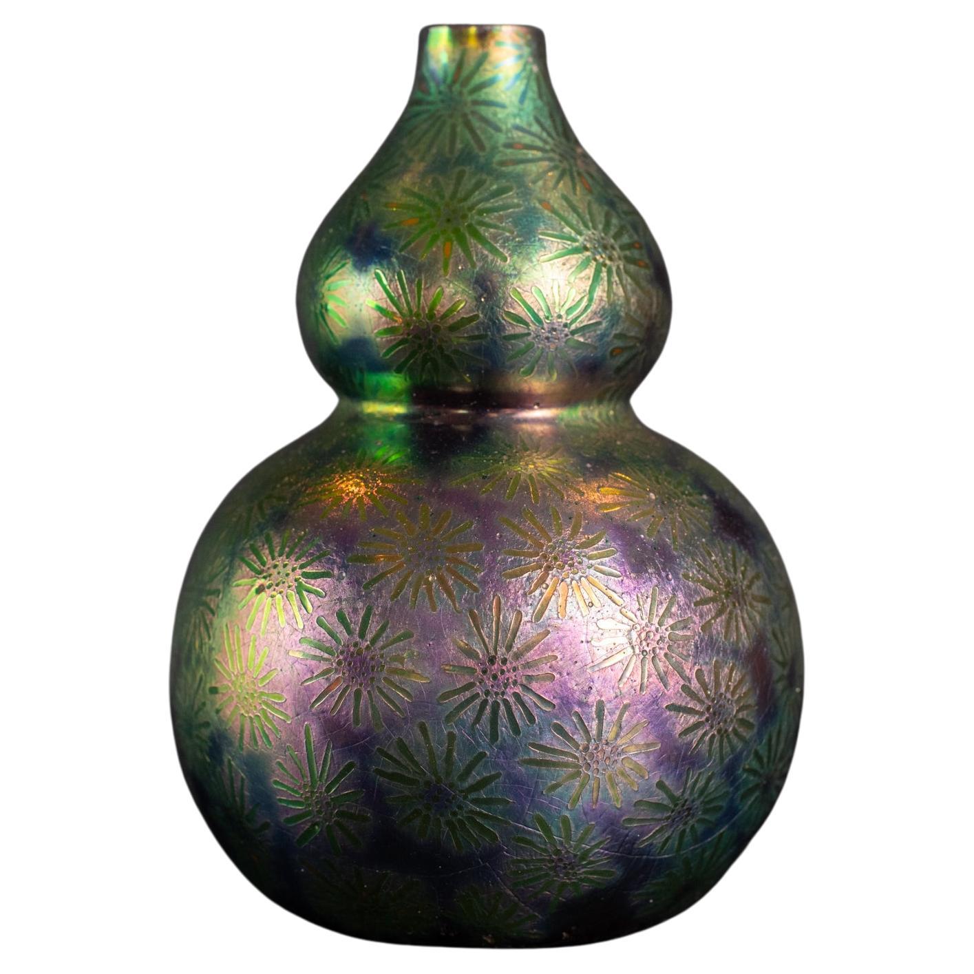Starburst Art Nouveau Iridescent Vase by Clement Massier For Sale
