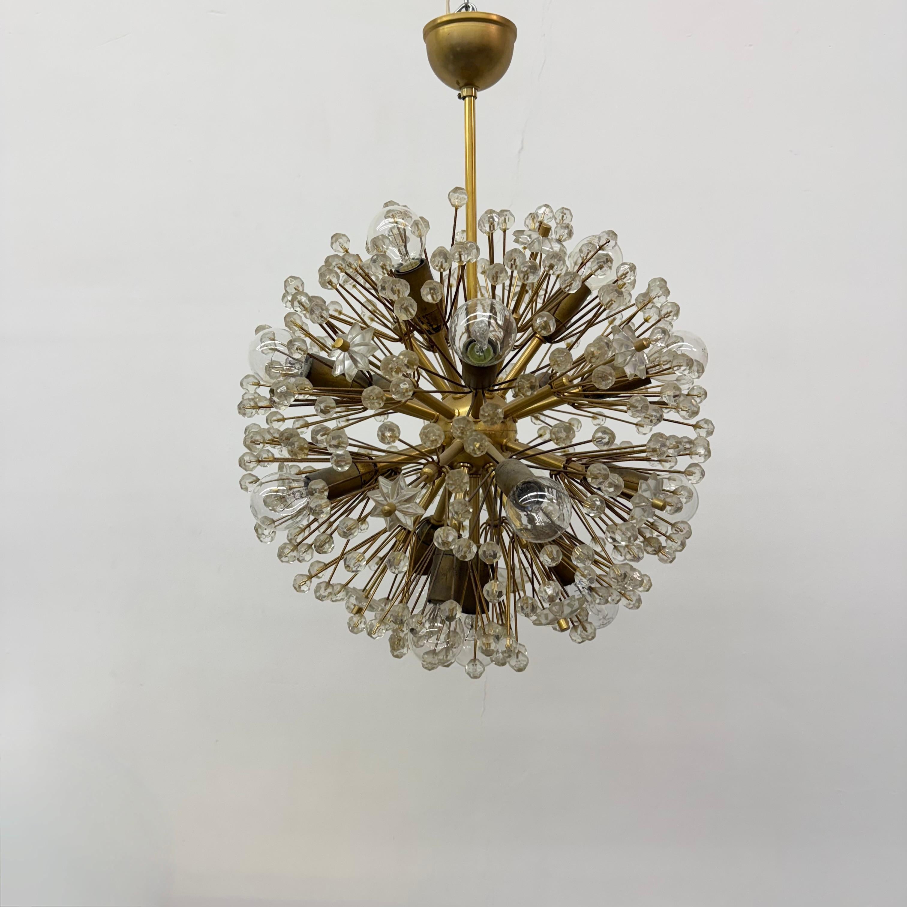 Araña de latón Starburst de Emil Stejnar ,  Austria Años 60 en venta 4