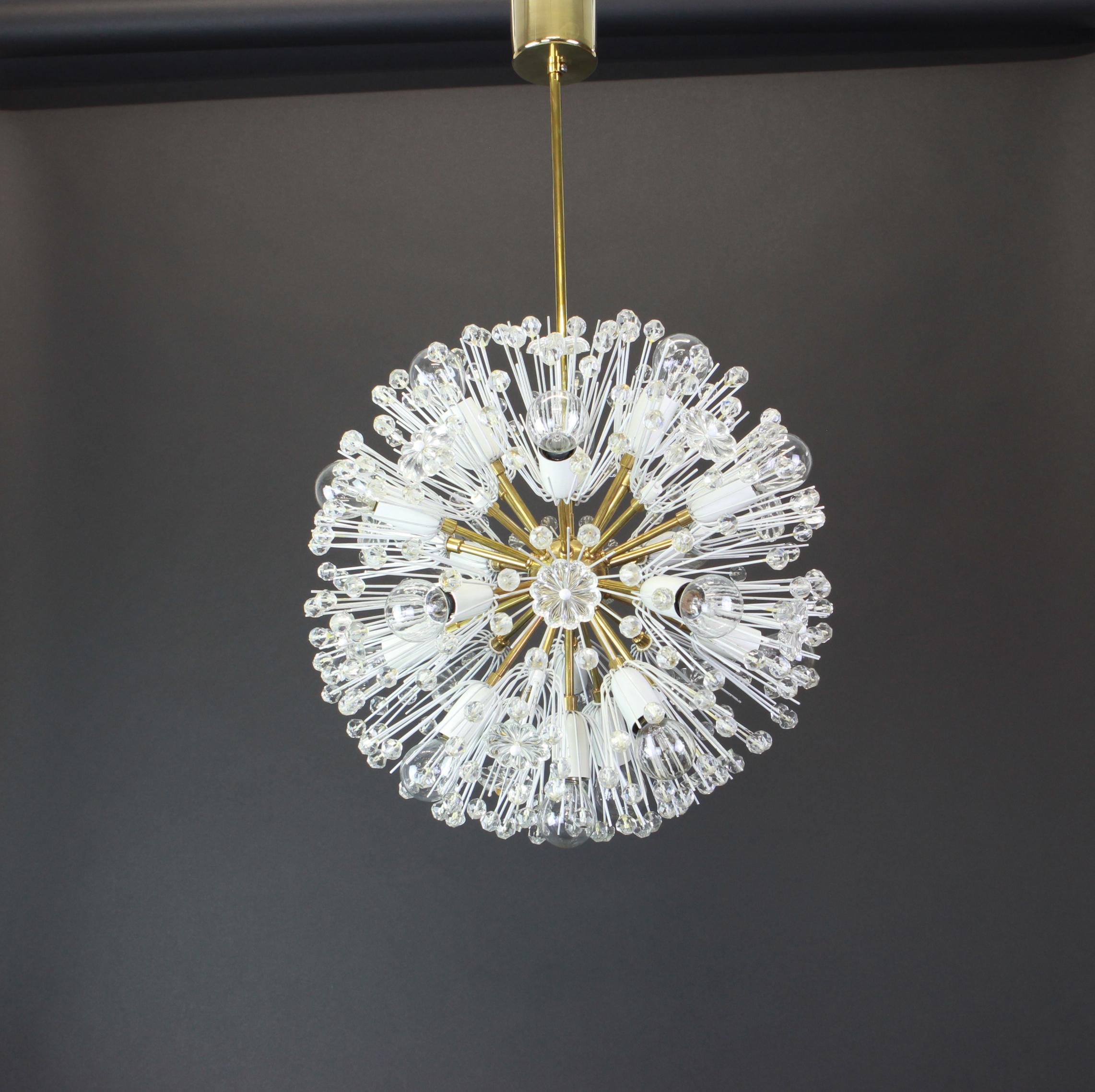 Lampadario a stella in ottone di Emil Stejnar, Austria, anni '60 in vendita 1