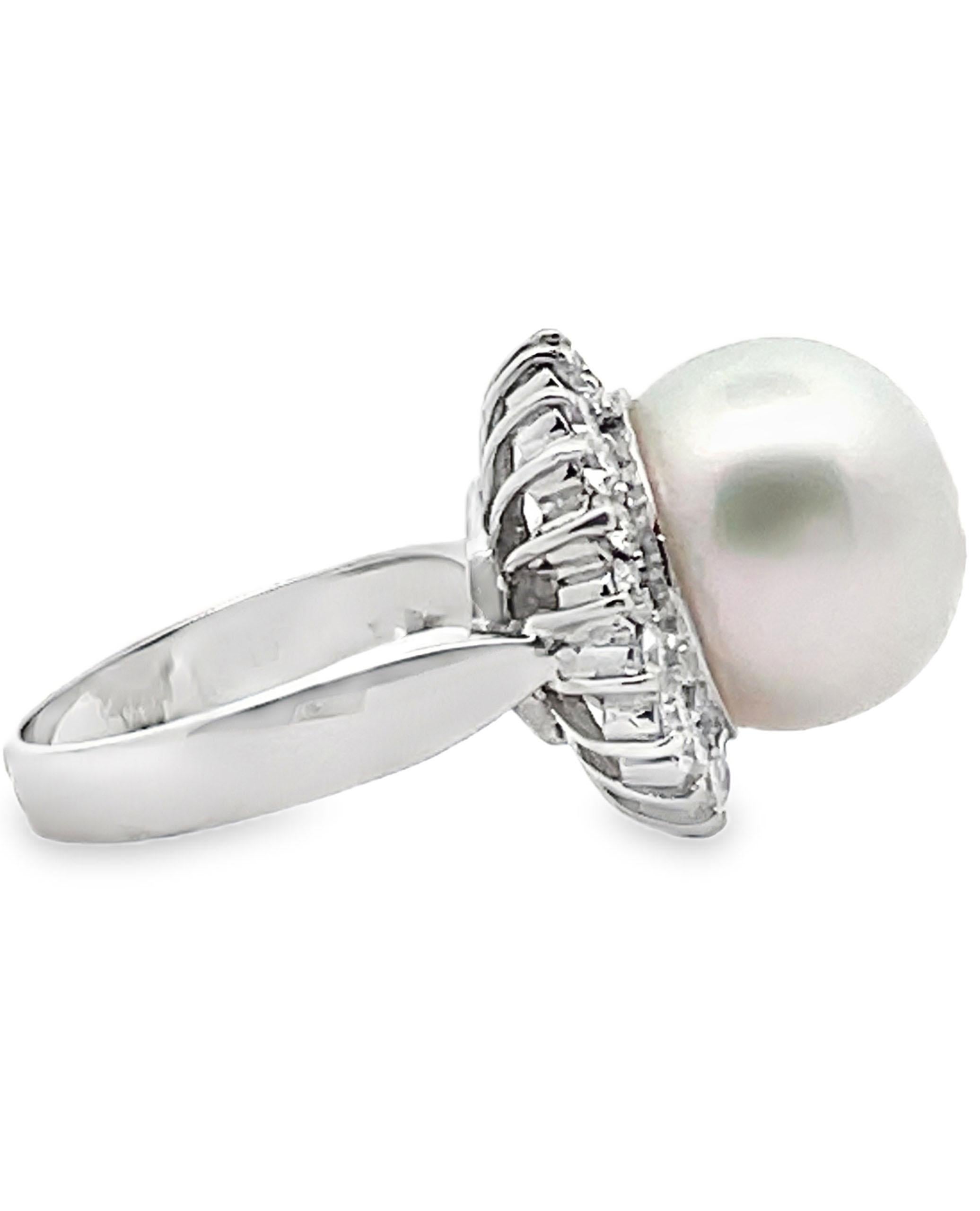 De las mujeres Anillo de Diamantes Starburst con Perla del Mar del Sur en Oro Blanco de 14K en venta