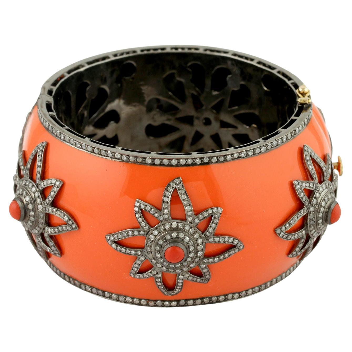 Starburst Motif On Coral Enameled Cuff Made in 18k Gold For Sale