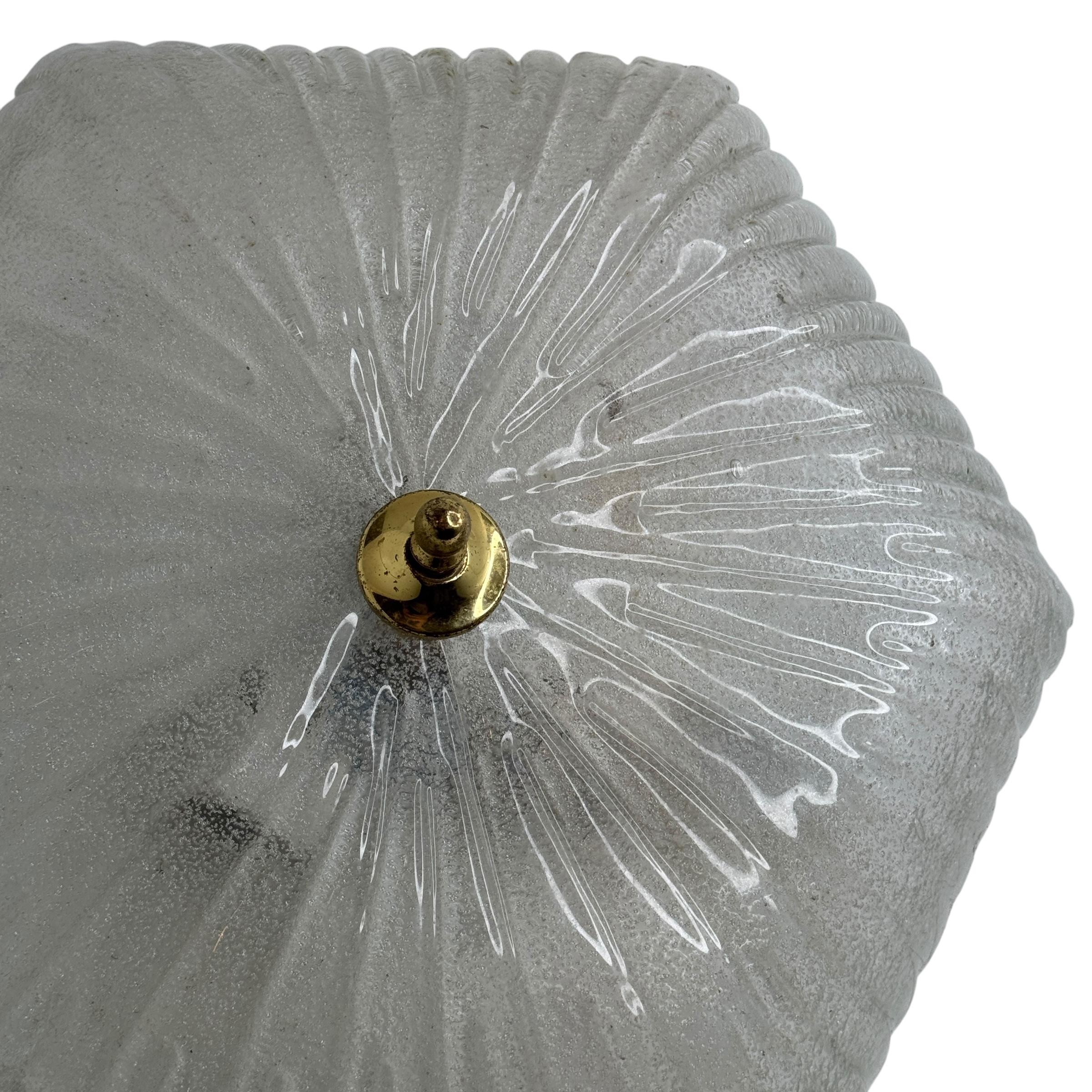 Allemand Plafonnier encastré en verre de glace à motif étoilé par Honsel, Allemagne, 1970 en vente