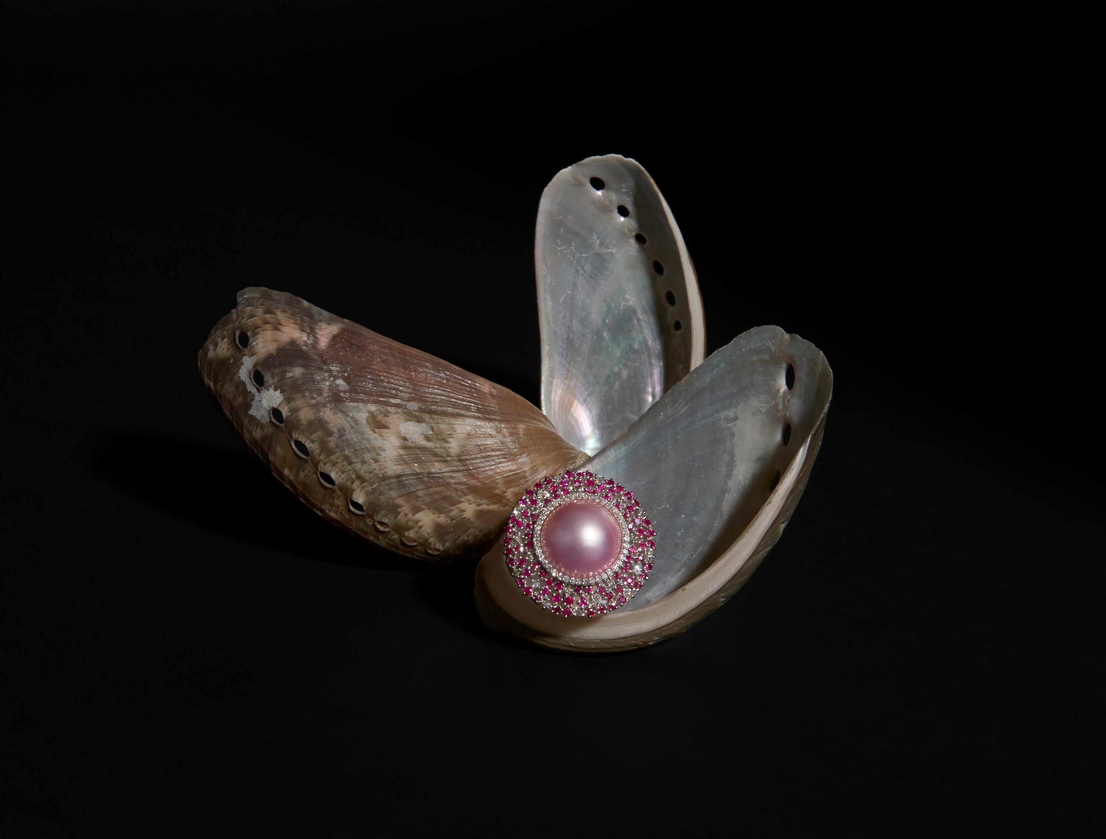 Ring mit rosa Perlen, Rubin und Diamanten im Starburst-Schliff (Zeitgenössisch) im Angebot