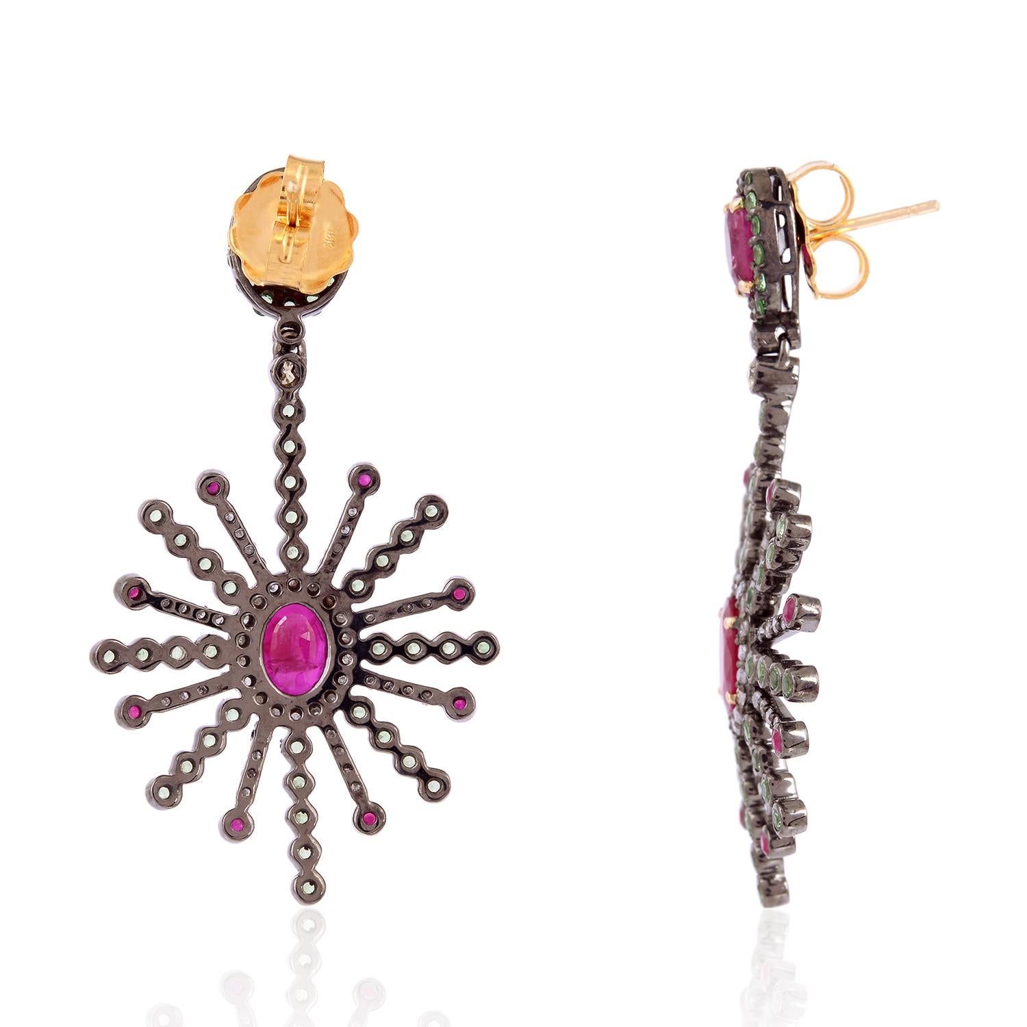 Pendientes Starburst Rubí Tsavorita Diamante Contemporáneo en venta