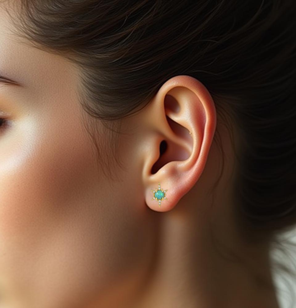 Taglio ovale Orecchini a perno Starburst in oro 14 carati in vendita