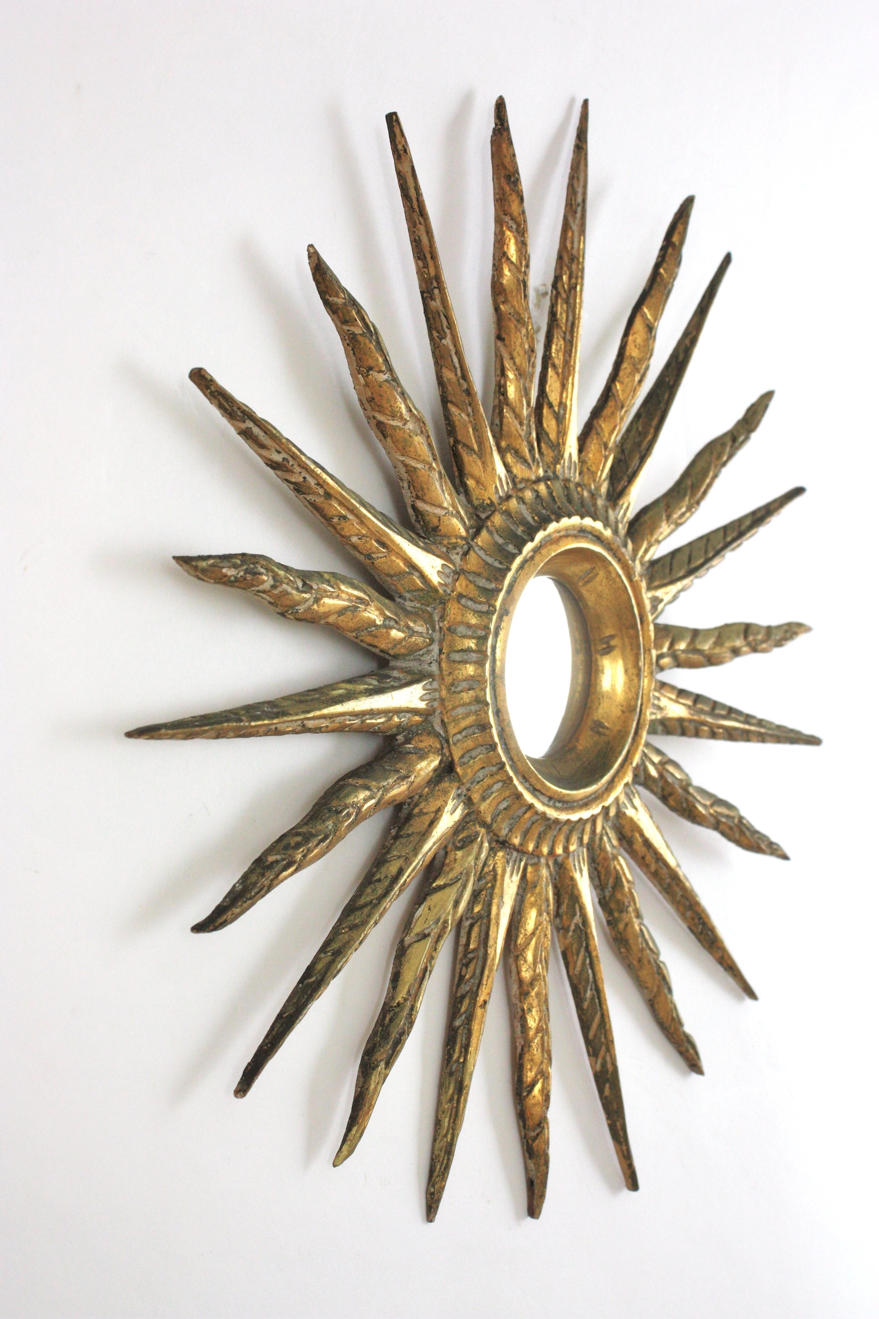 Starburst Sunburst Mirror in Giltwood, Spain 1940s For Sale 1