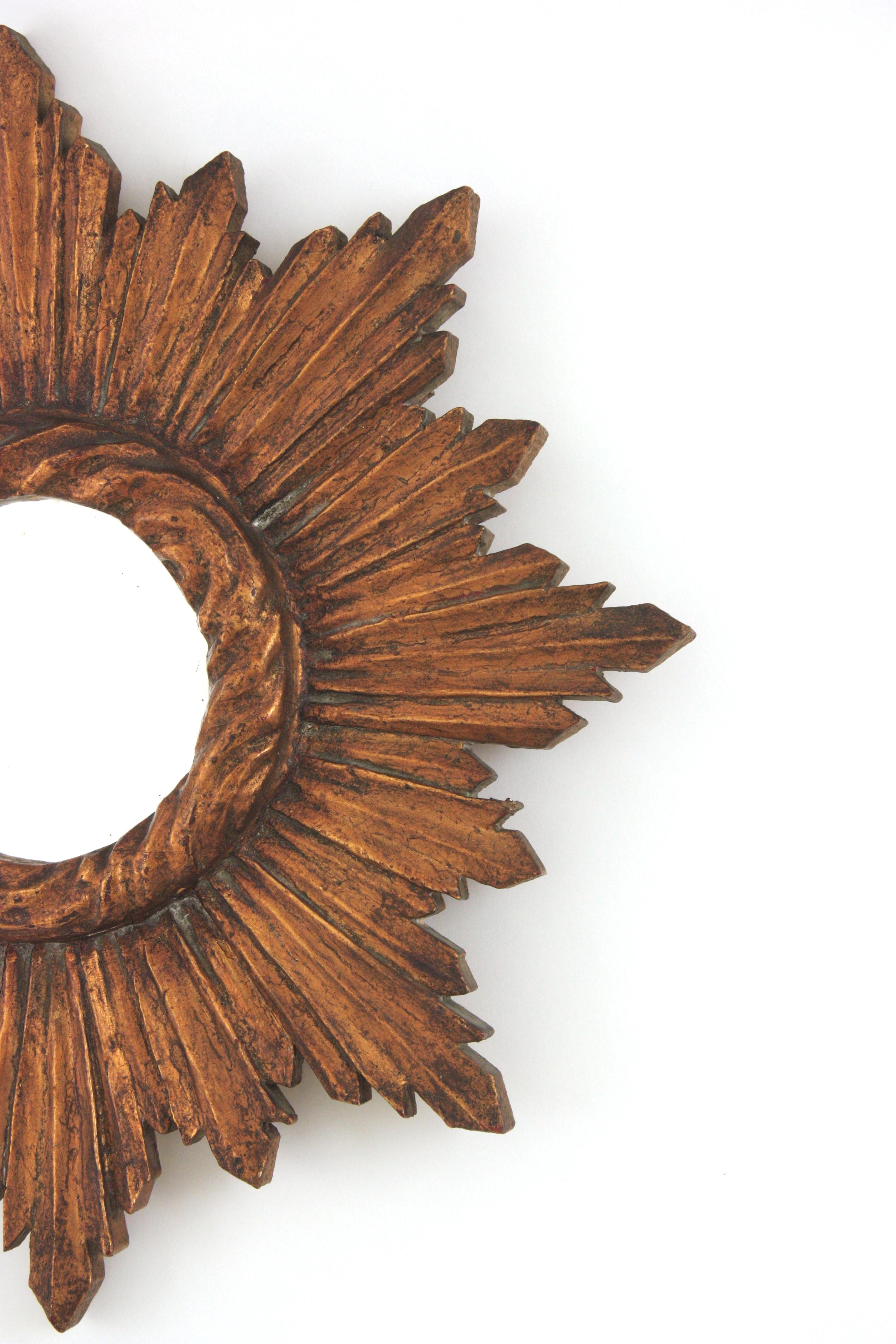 Specchio Starburst Sunburst in legno dorato, barocco spagnolo, anni '40 in vendita 4