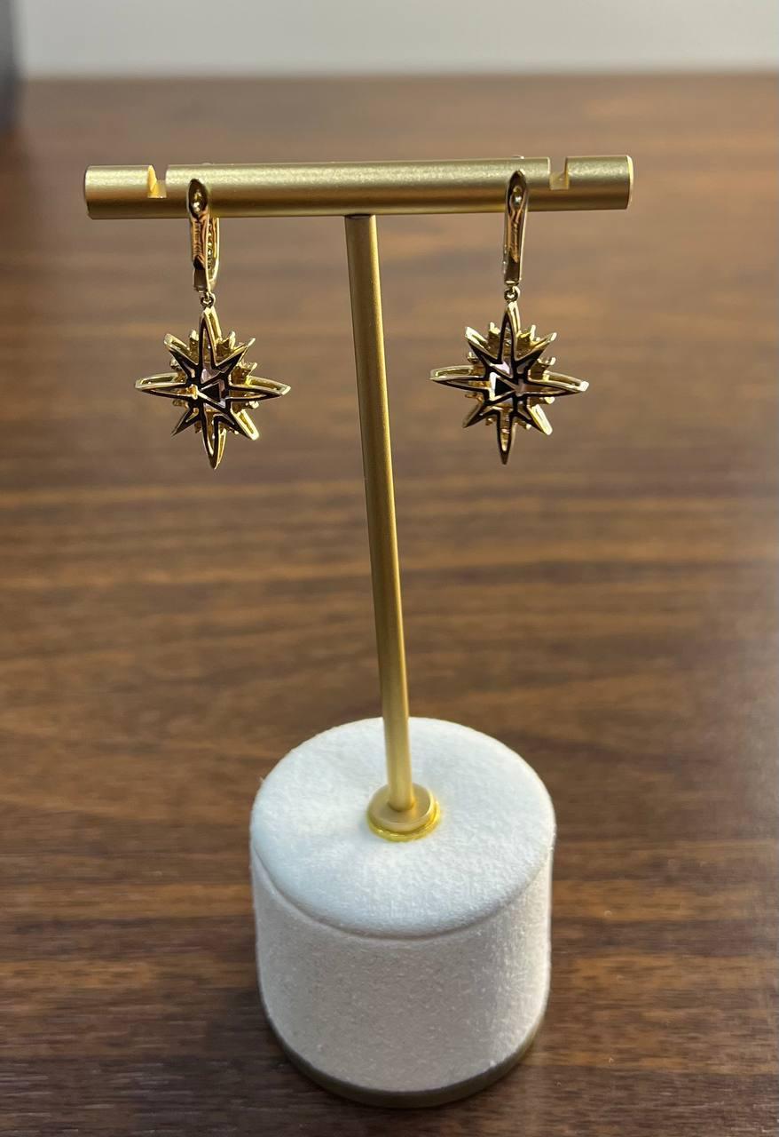 Starburst Symbol Purple Amethyst White Diamonds 14K Yellow Gold Drop Earrings In New Condition For Sale In Oakton, VA