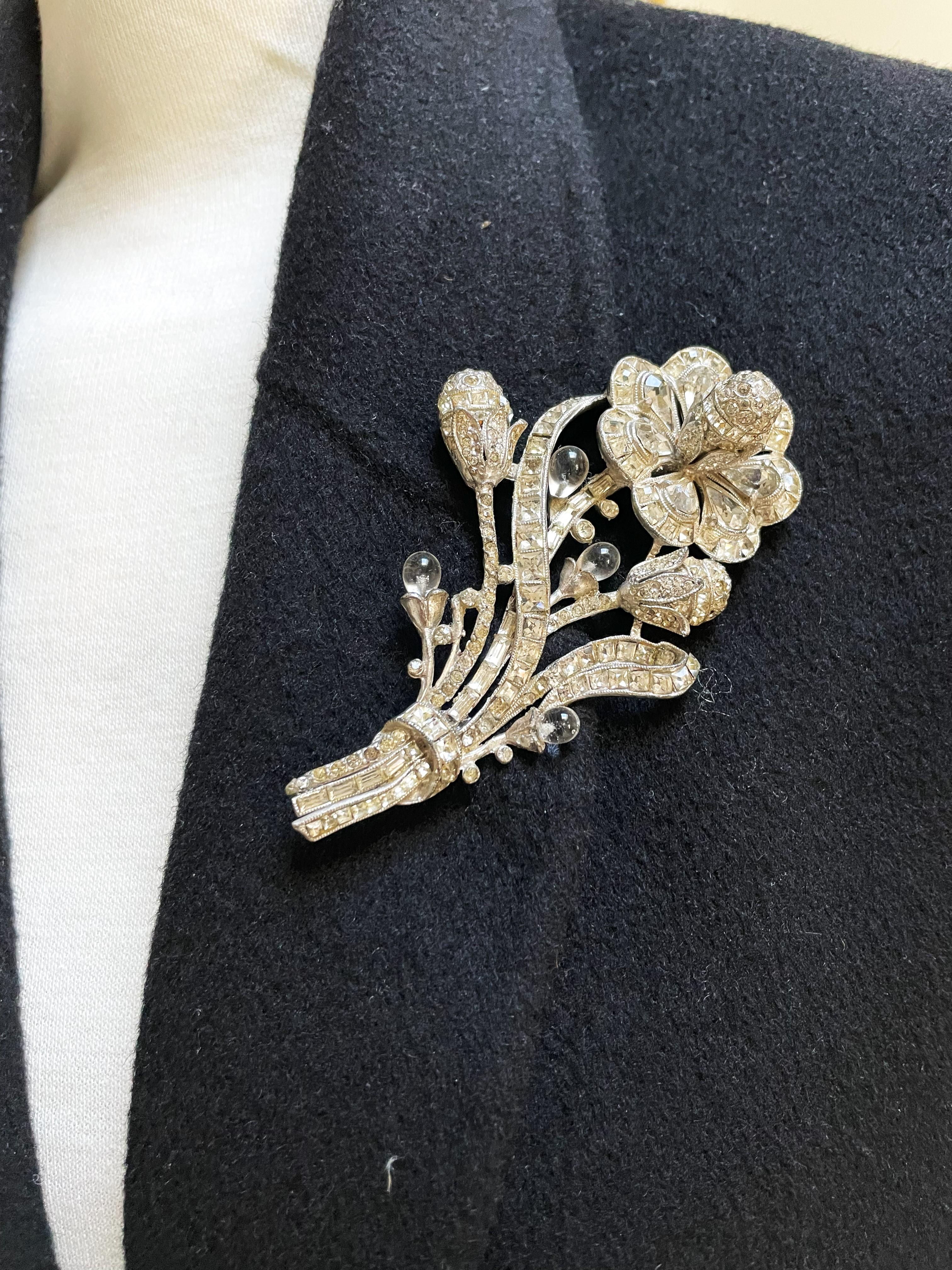 STARET/STAR - Novelty Company, RHINESTONE FLOWER BROOCH, Chicago 1922-1947 For Sale 6