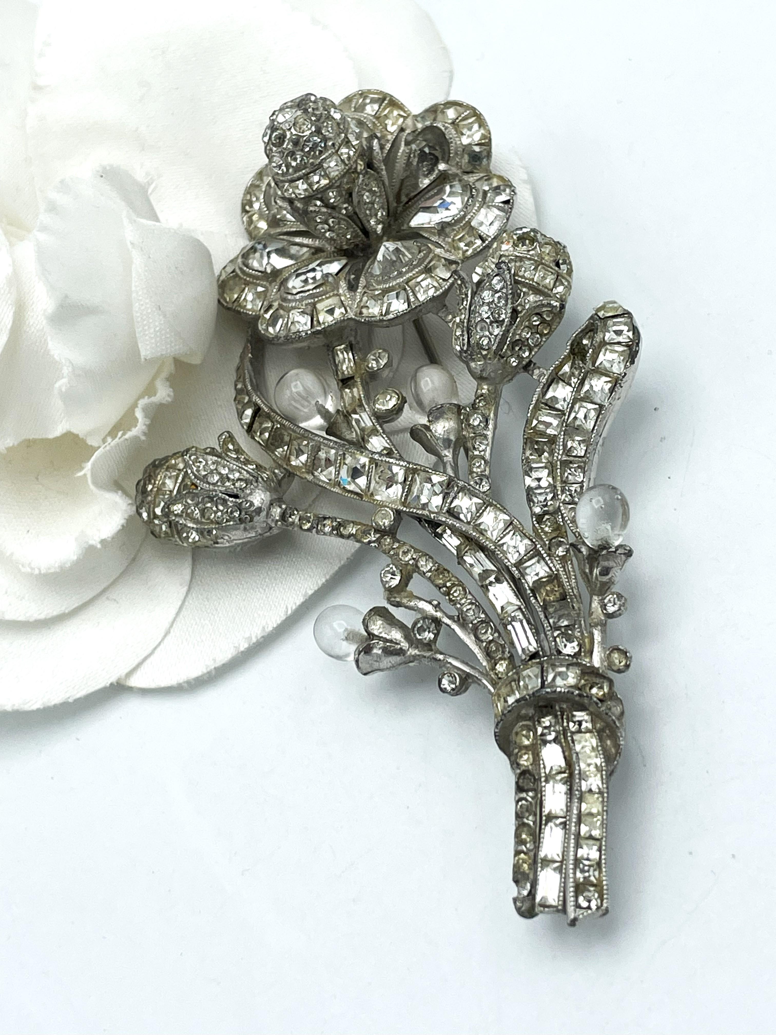 STARET/STAR - Novelty Company, RHINESTONE FLOWER BROOCH, Chicago 1922-1947 For Sale 4