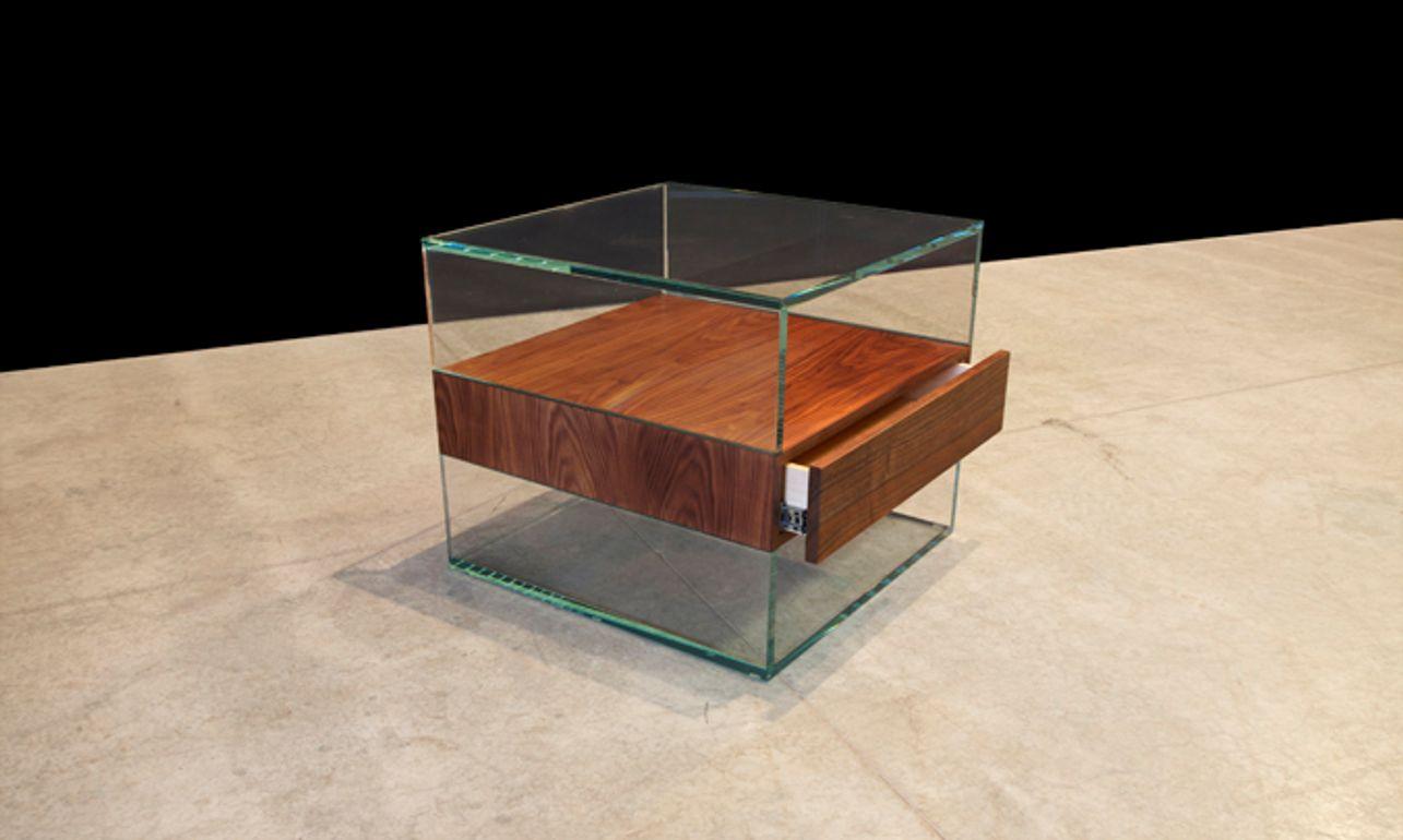 Modern Starfire Glass Cube Side Table with Black Walnut Shelf In New Condition For Sale In Hobart, NY