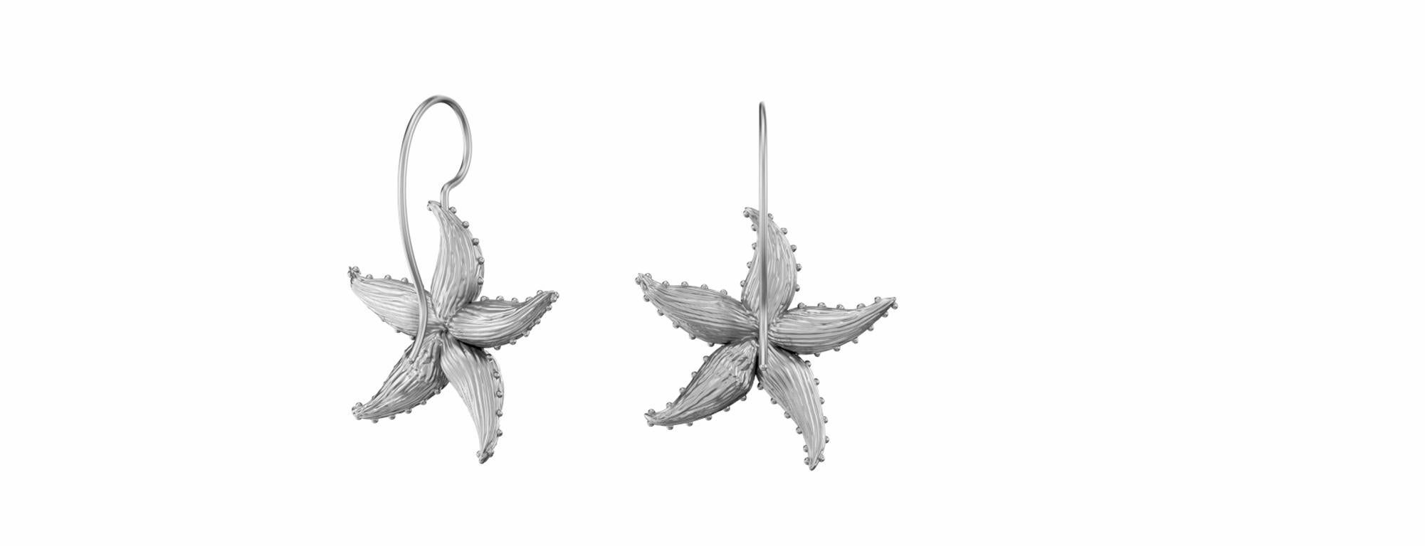 Contemporary Starfish 10 Karat White Gold Earrings For Sale