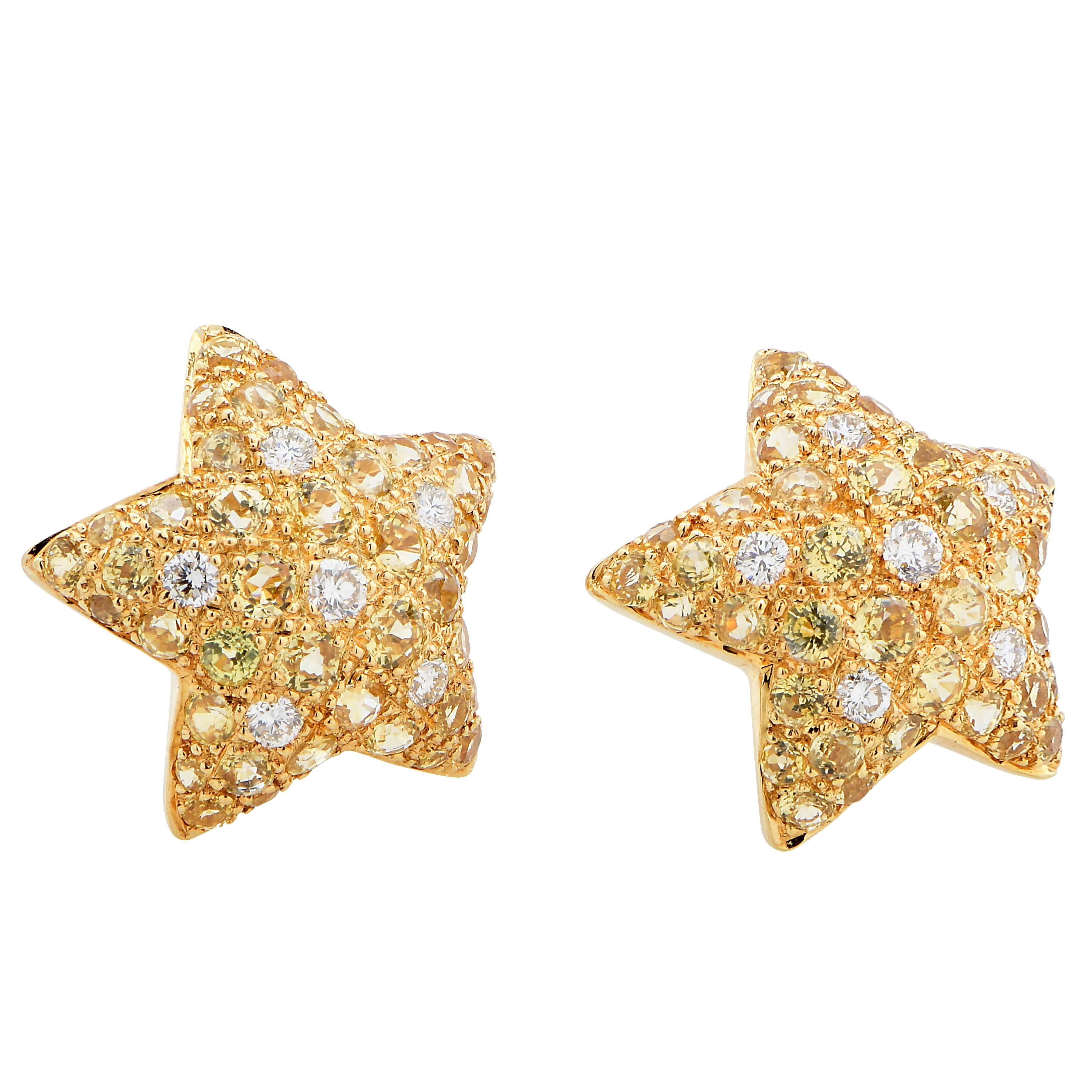 Starfish Motif Diamond and Citrine 18 Karat Yellow Gold Earrings featuring 12 round brilliant cut diamonds with an estimated total weight of .30 carat and 70 round cut citrines with an estimated weight of 1 carat.
Metal Type: 18 Karat Yellow