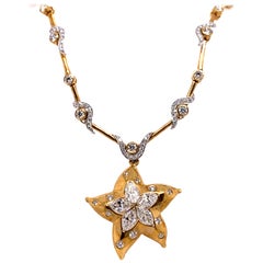 Starfish Motif Diamond and Gold Necklace