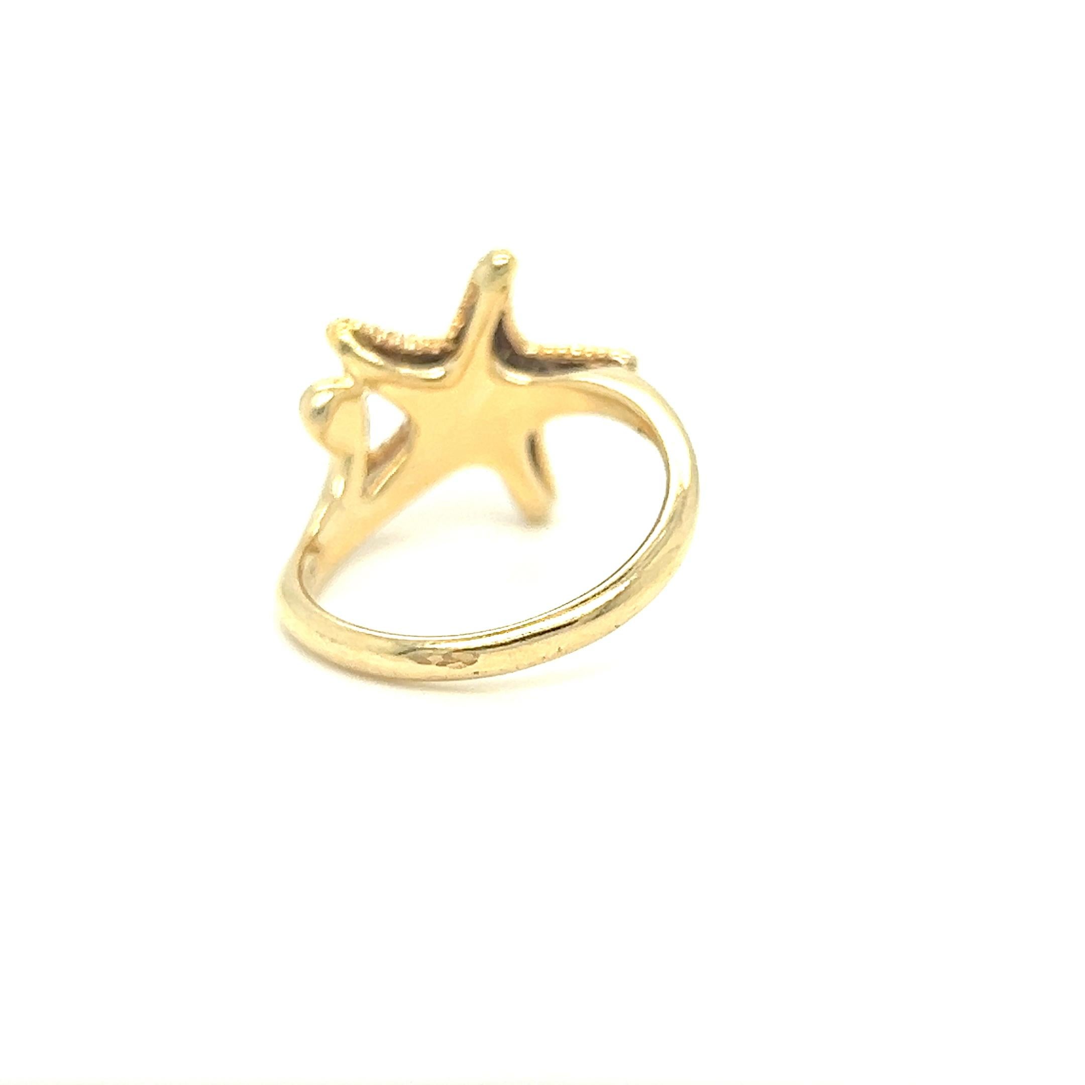 Starfish Ocean Inspired Diamond Ring 14k Yellow Gold In Excellent Condition For Sale In beverly hills, CA