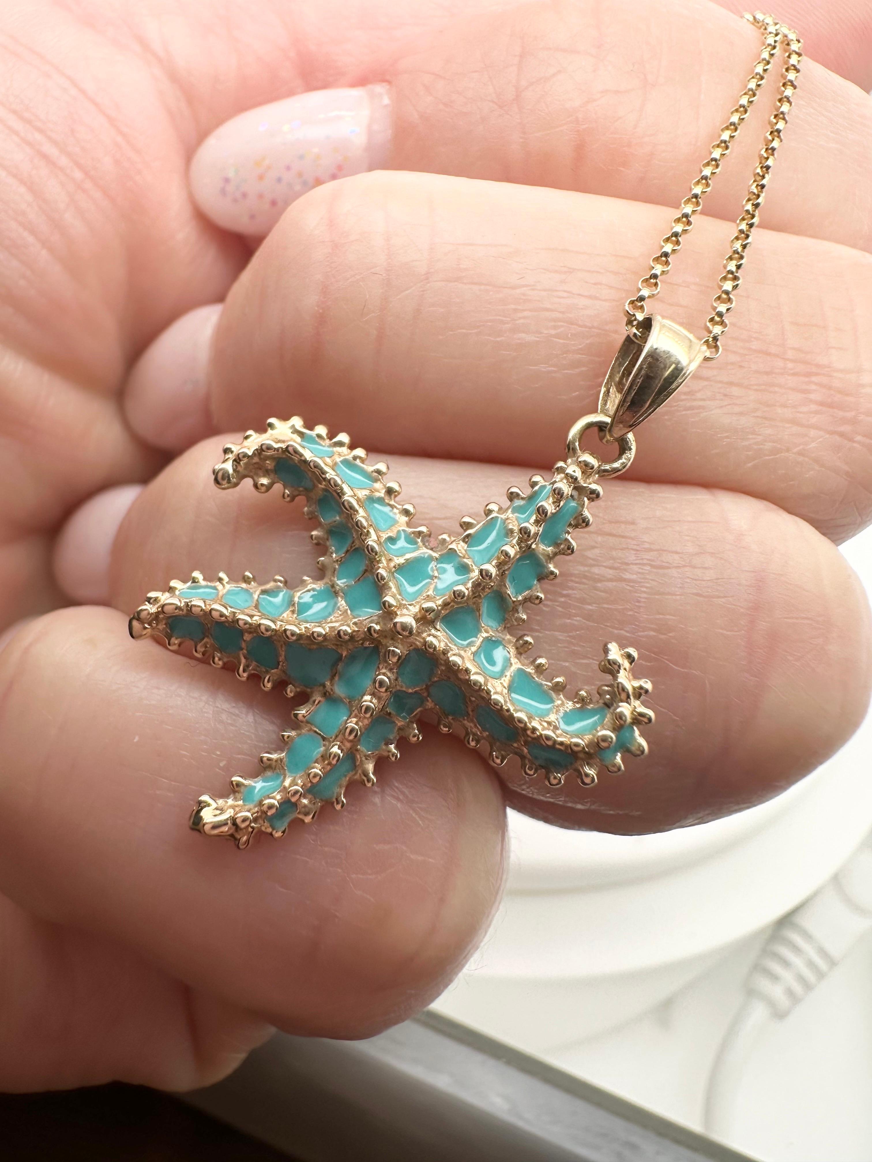 Women's or Men's Starfish pendant necklace 14KT yellow gold enamel handmade sea pendant For Sale