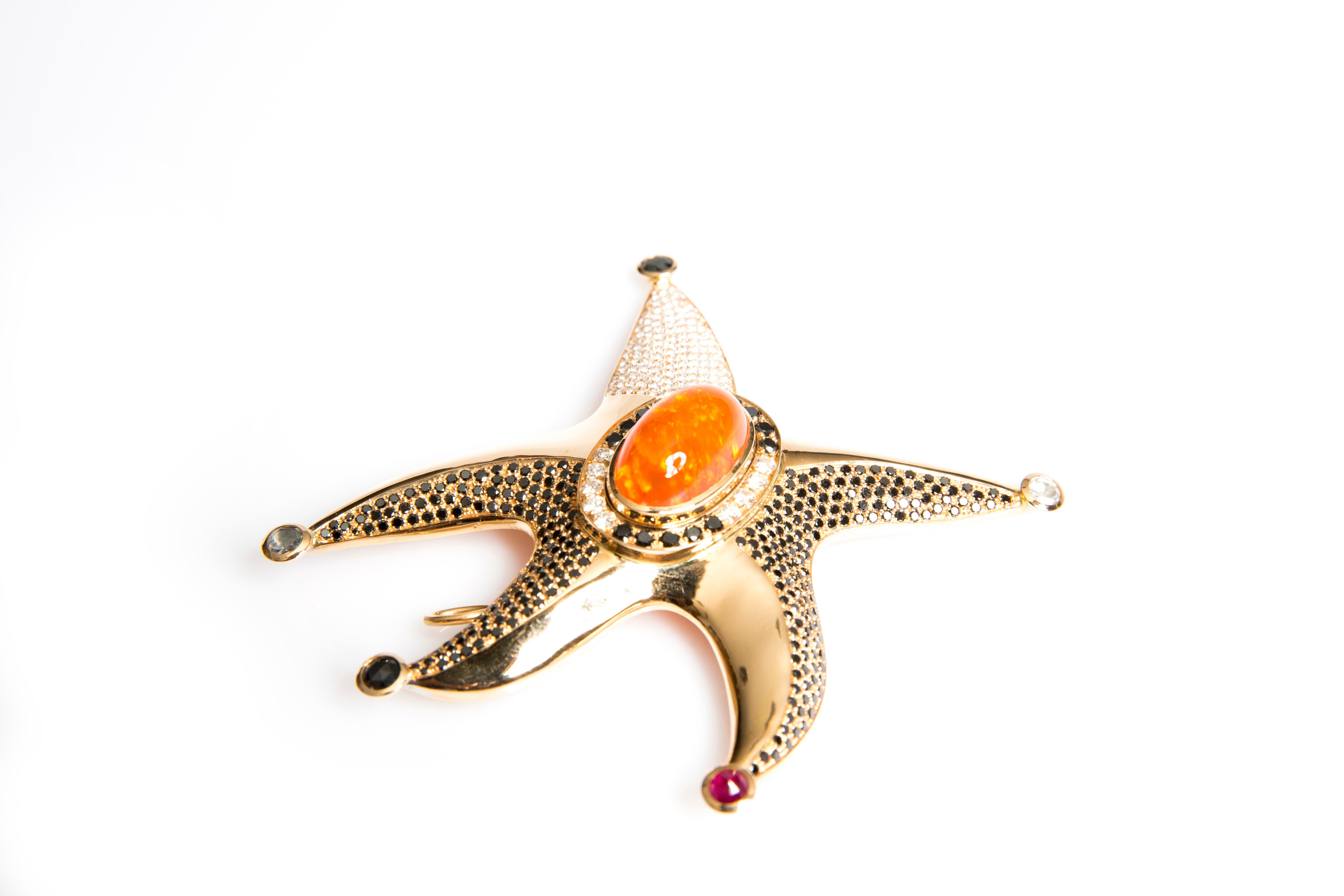 Starfish Pendant with Fire Opal 15.8 Carat and Diamonds in Red Gold 18 Karat In New Condition For Sale In Wiesbaden, DE