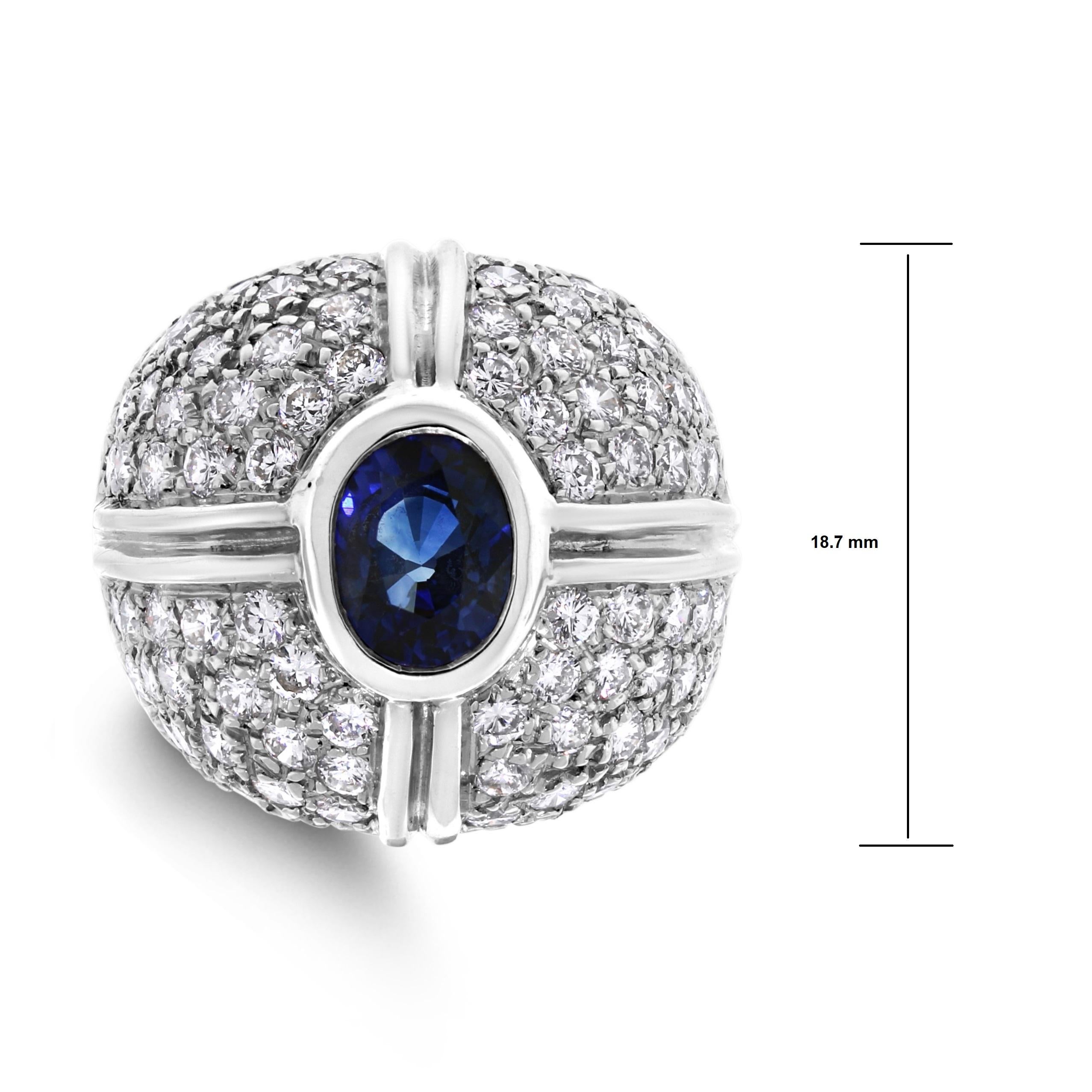 Starry Crossroads Diamond and Sapphire Dome Fashion Ring in White Gold In New Condition For Sale In New York, NY
