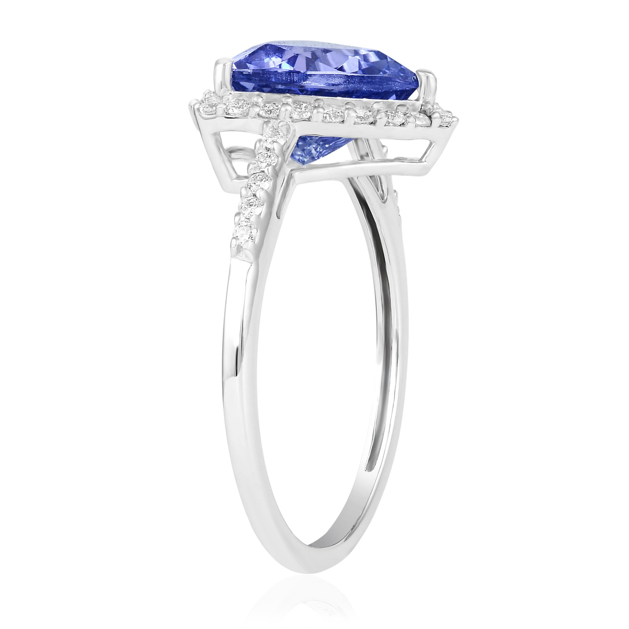 Indulge in the celestial beauty of the night sky with our exquisite ring from 