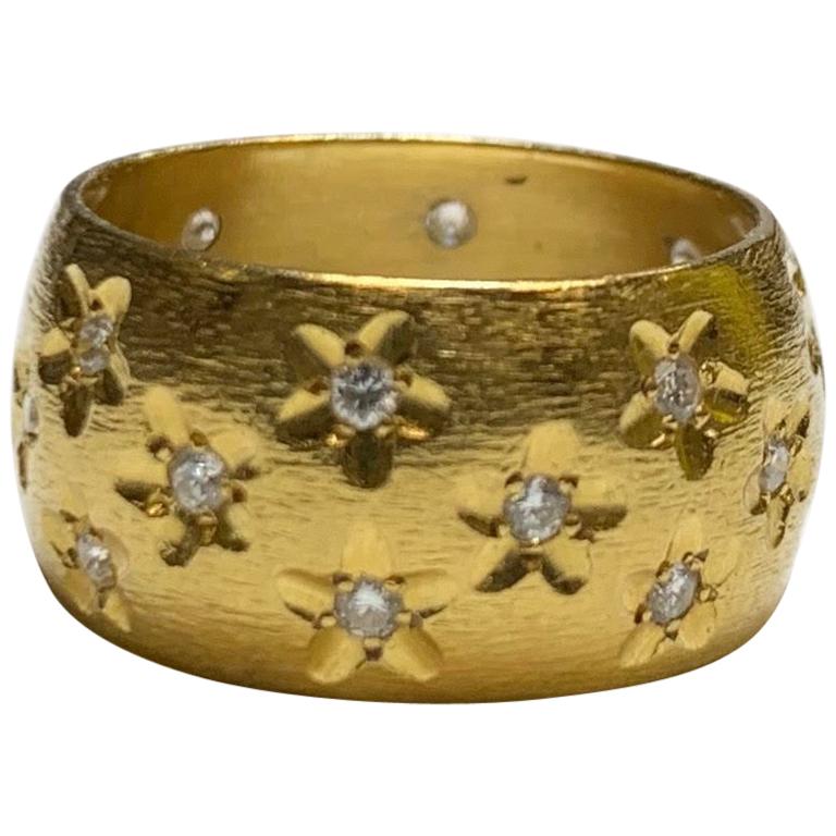Starry Nights Diamond Ring in 22 Karat Gold, A2 by Arunashi For Sale