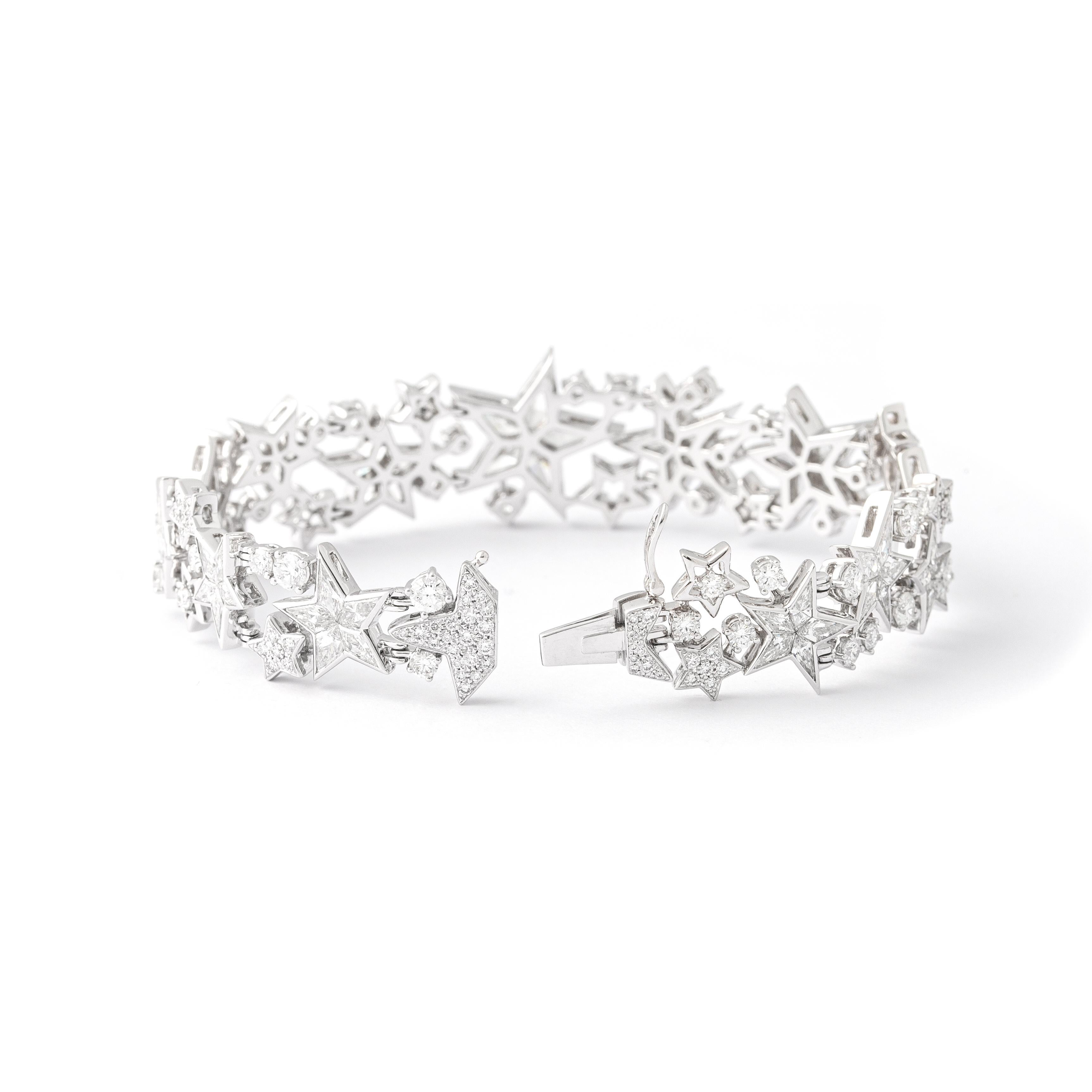 Stars Diamond White Gold Bracelet In New Condition For Sale In Geneva, CH