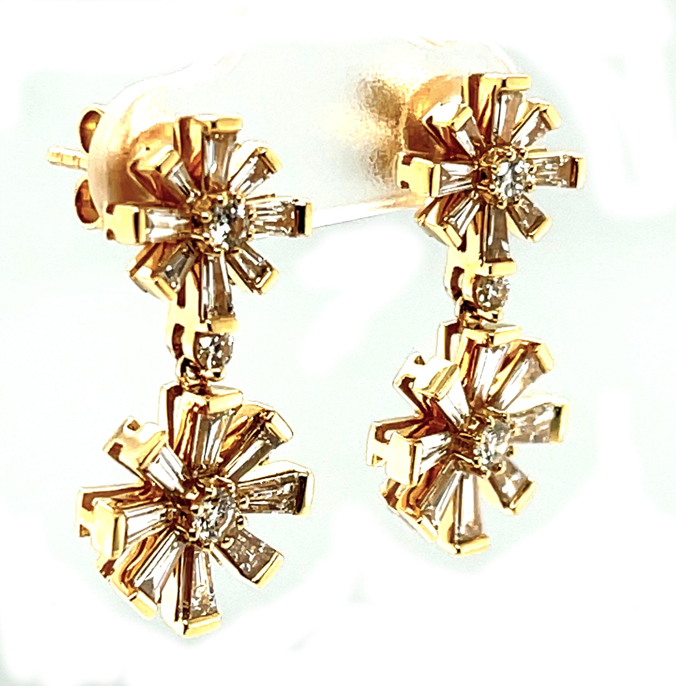 Artisan Diamond Double Snowflake Dangle Earrings in Yellow Gold, 1.49 Carat Total For Sale