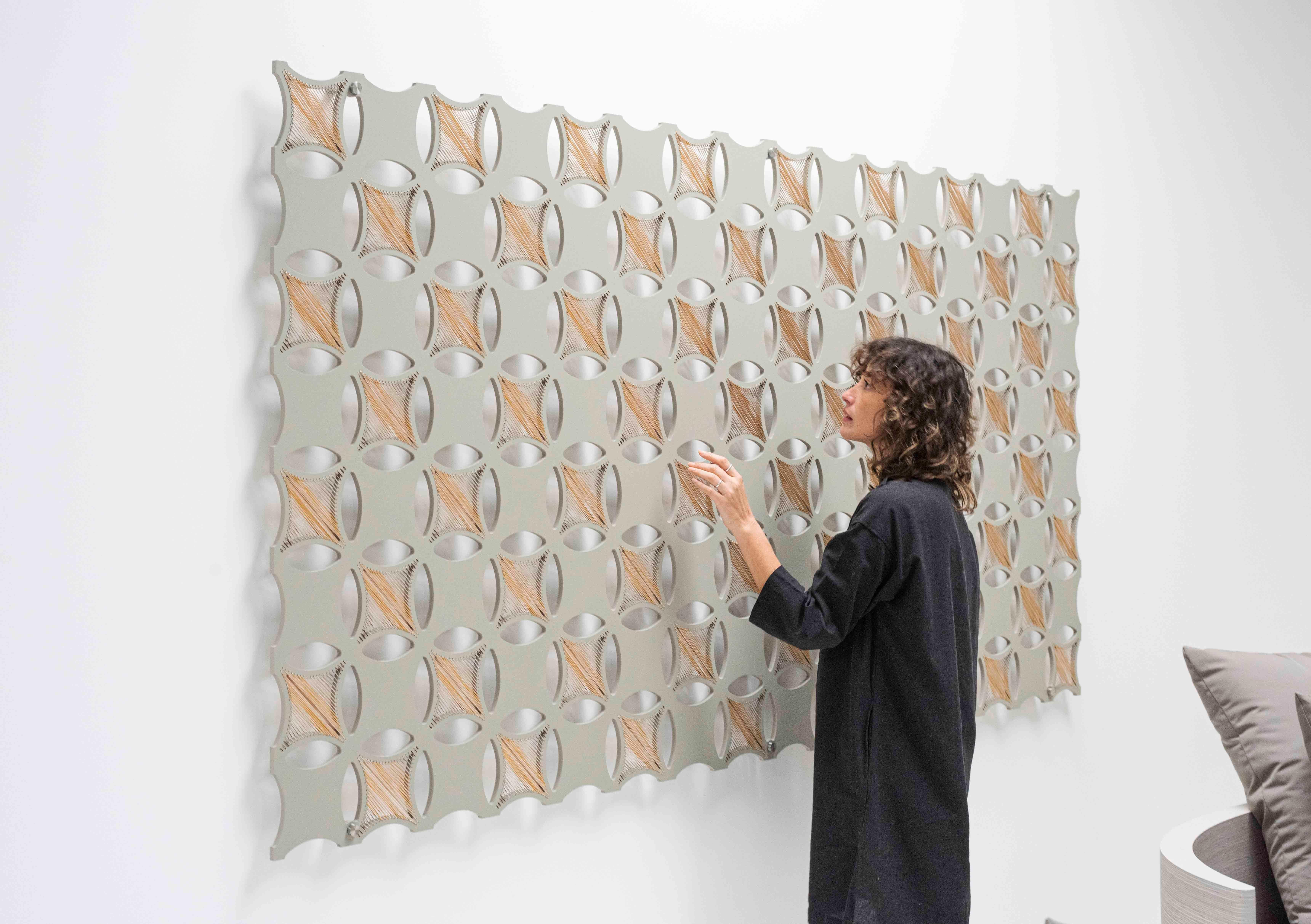 Stars Threads by Piegatto, A Contemporary Textile Sculpture In New Condition For Sale In Guatemala, GU