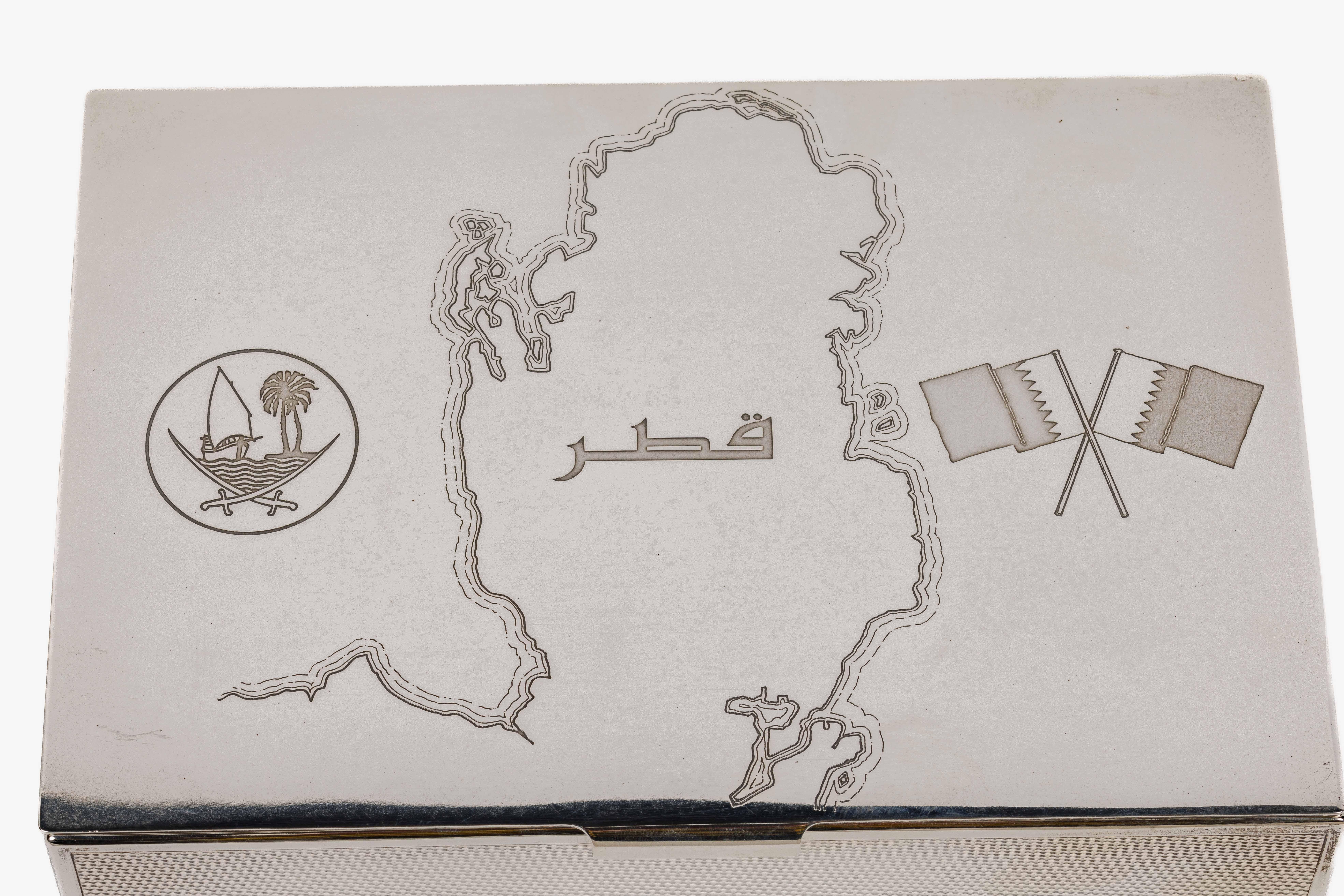 State of Qatar and Grant Macdonald, a Rare Silver Humidor Box For Sale 5